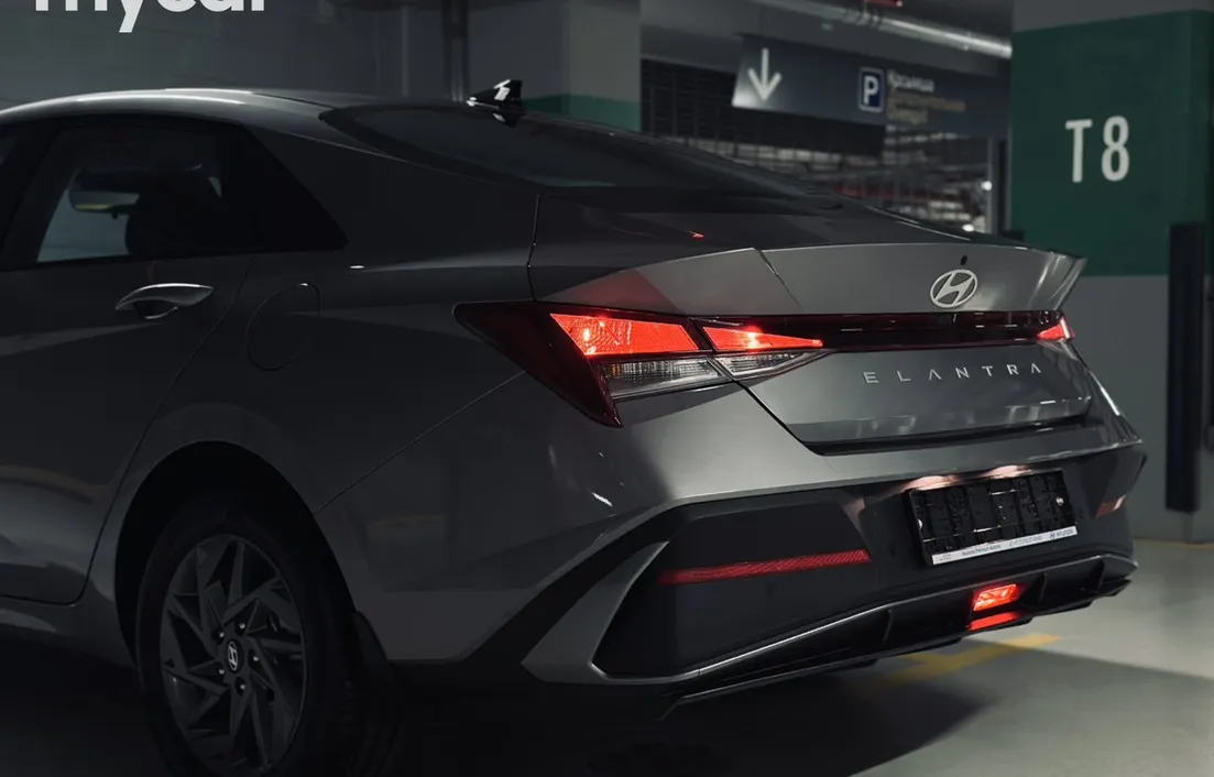 Hyundai Elantra 2024