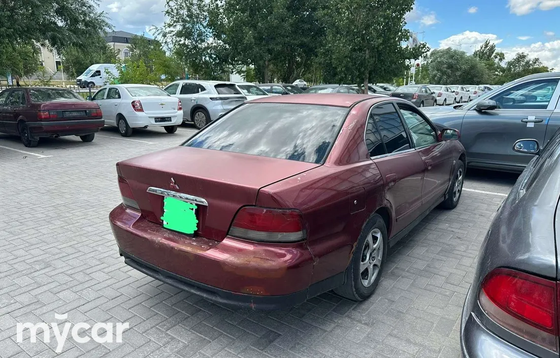 Mitsubishi Galant 2000