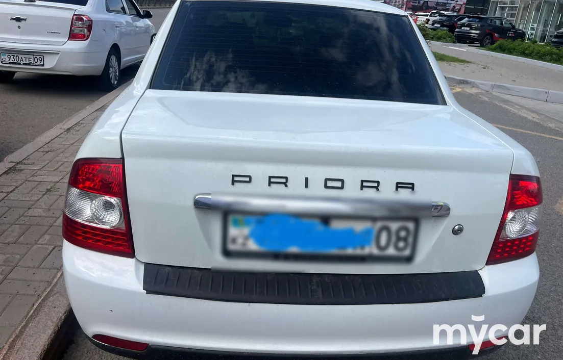 LADA Priora 2013