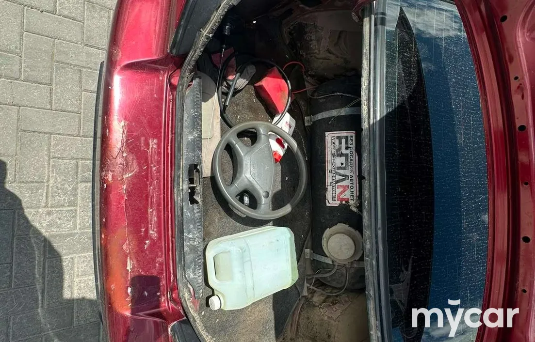 Mitsubishi Galant 2000