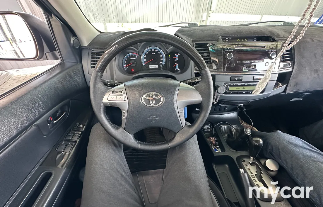 Toyota Fortuner 2014
