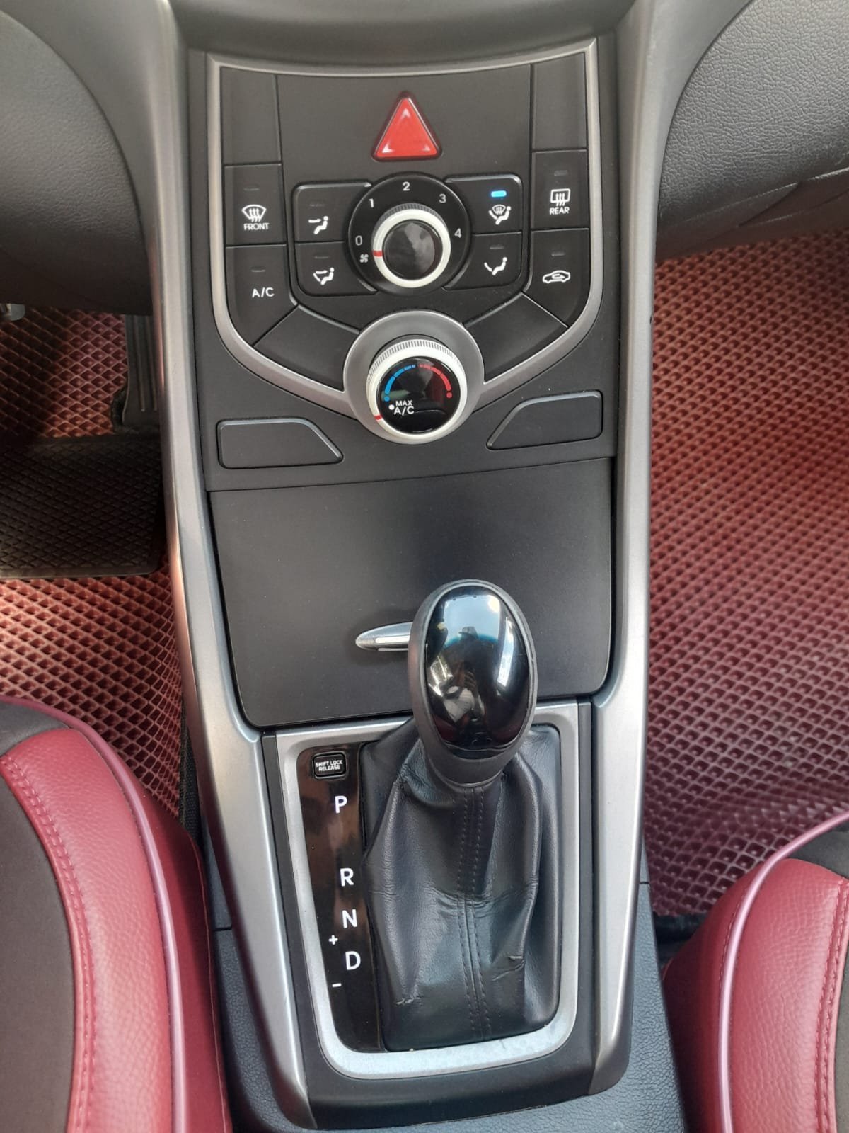Hyundai Elantra 2015
