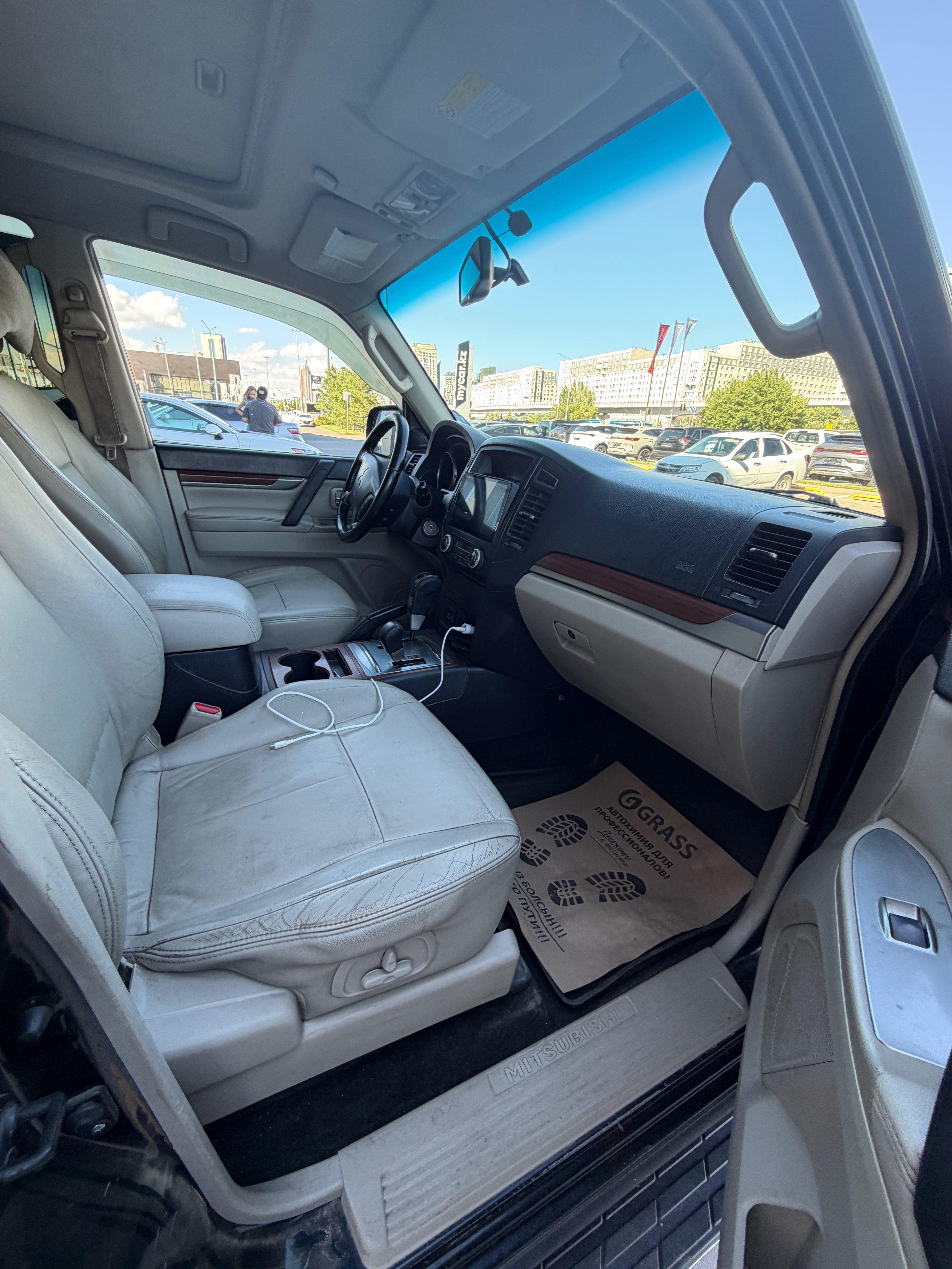 Mitsubishi Pajero 2008