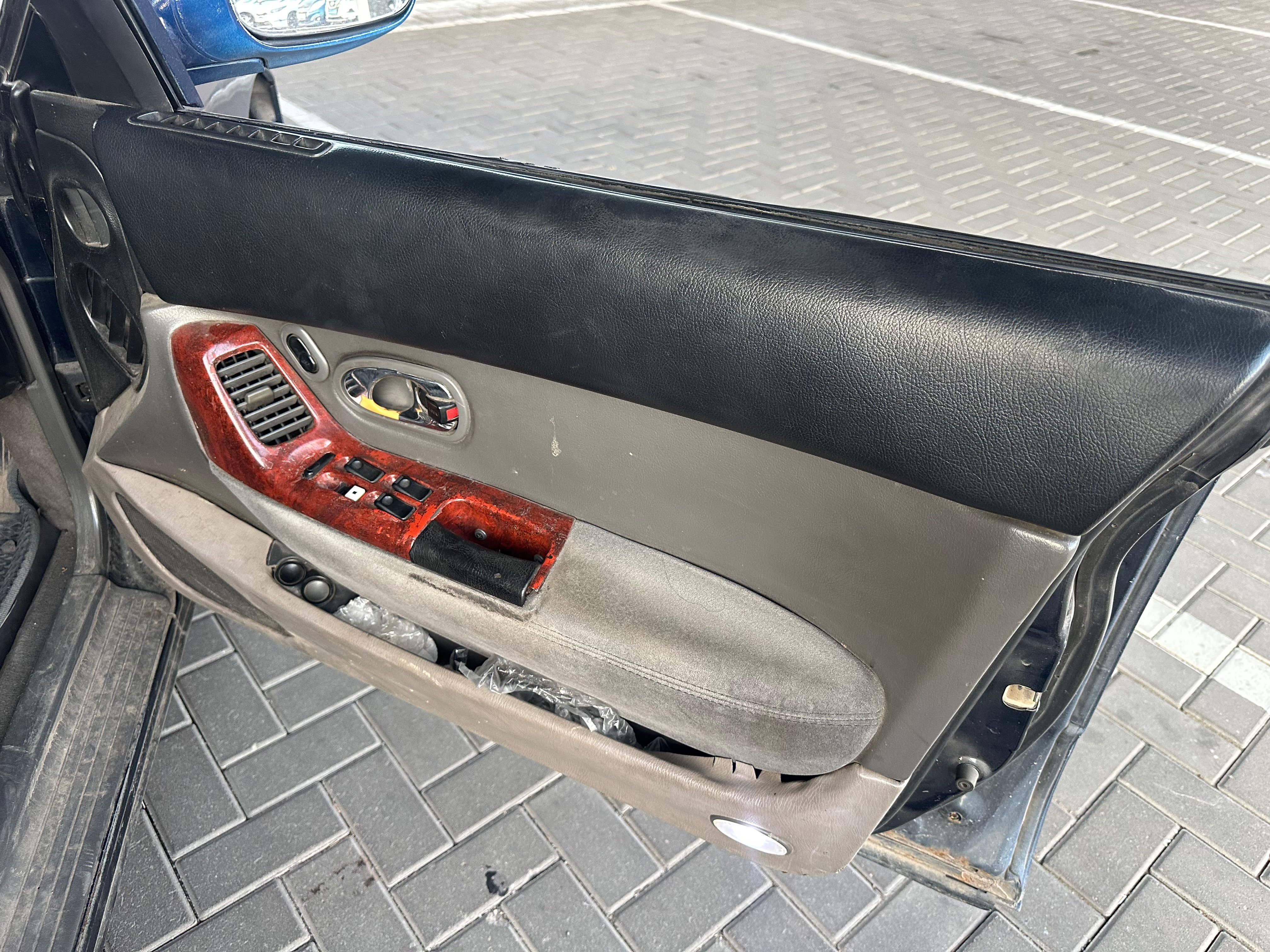 Mazda Sentia 1995