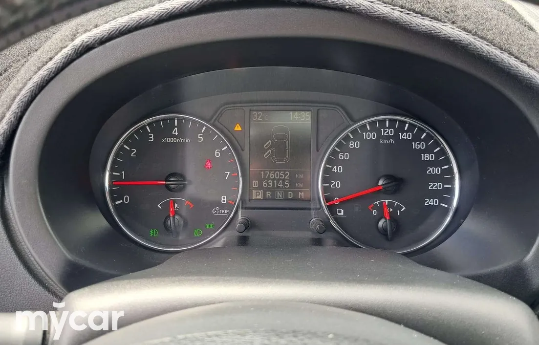 Nissan X-Trail 2012