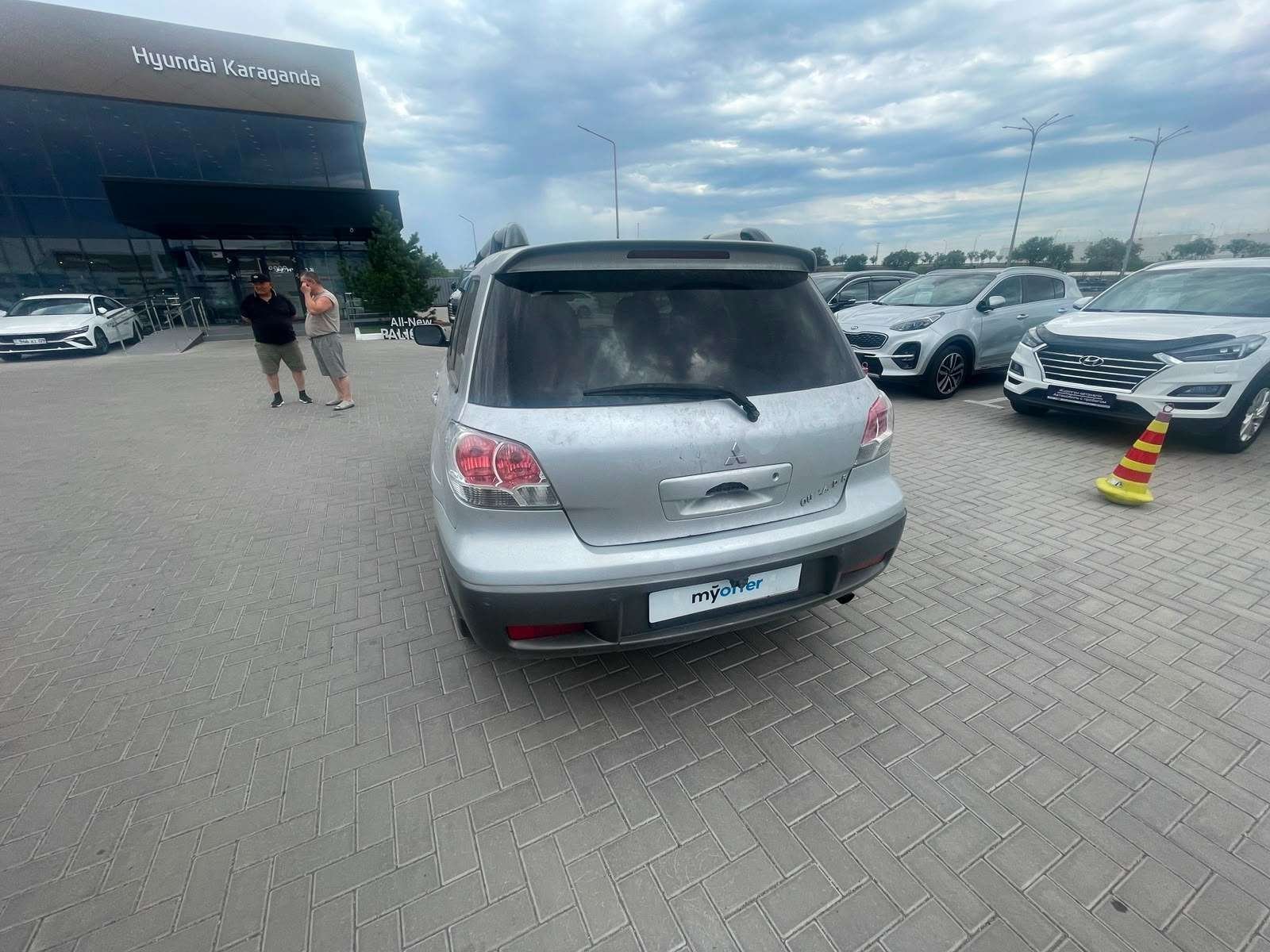 Mitsubishi Outlander 2005