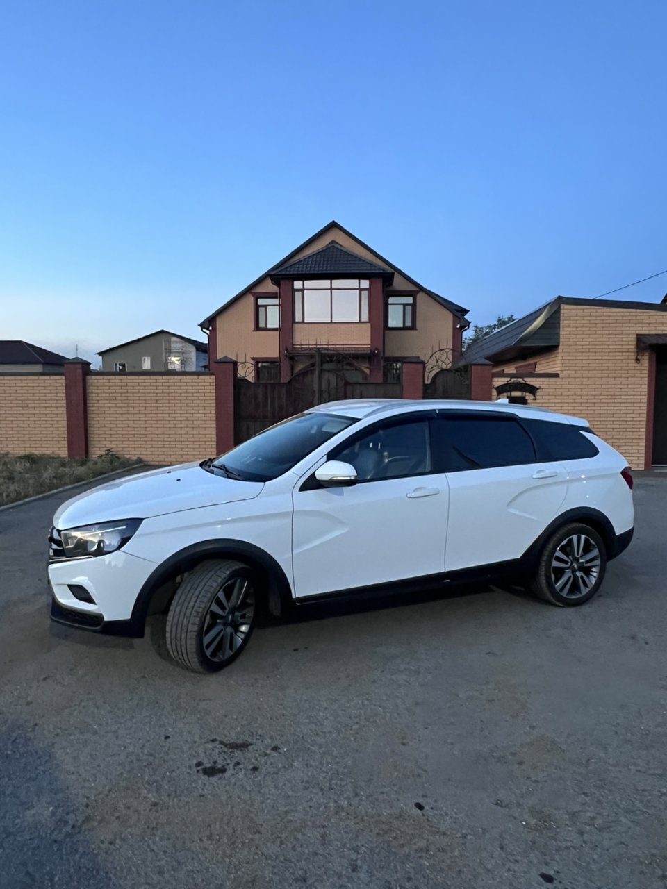 LADA Vesta SW Cross 2020