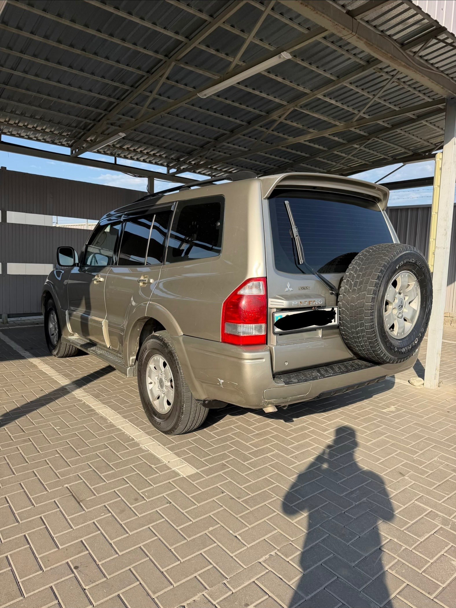 Mitsubishi Pajero 2005