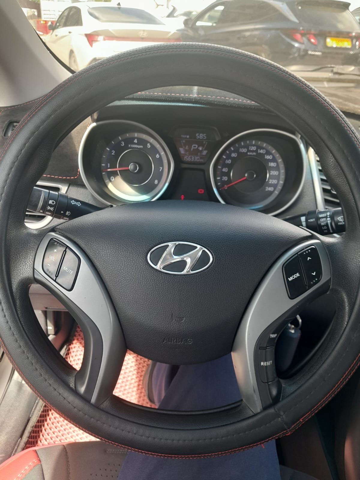 Hyundai Elantra 2015