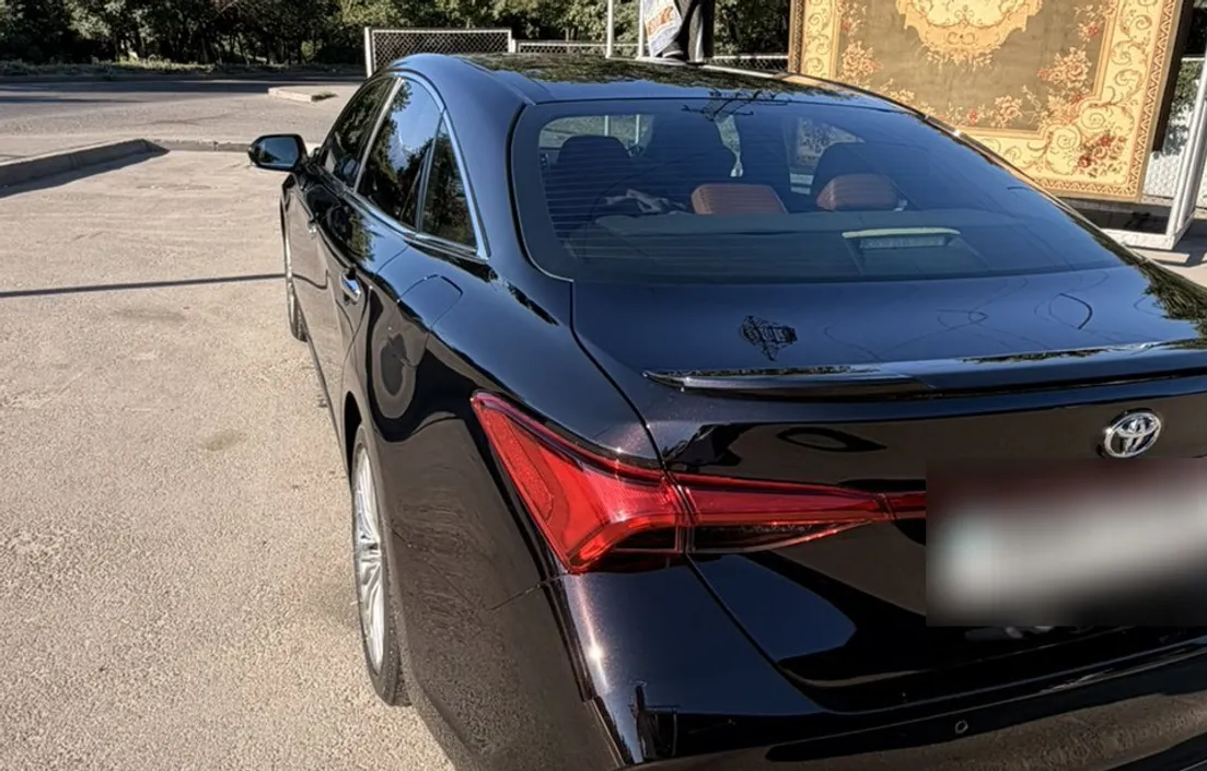 Toyota Avalon 2022
