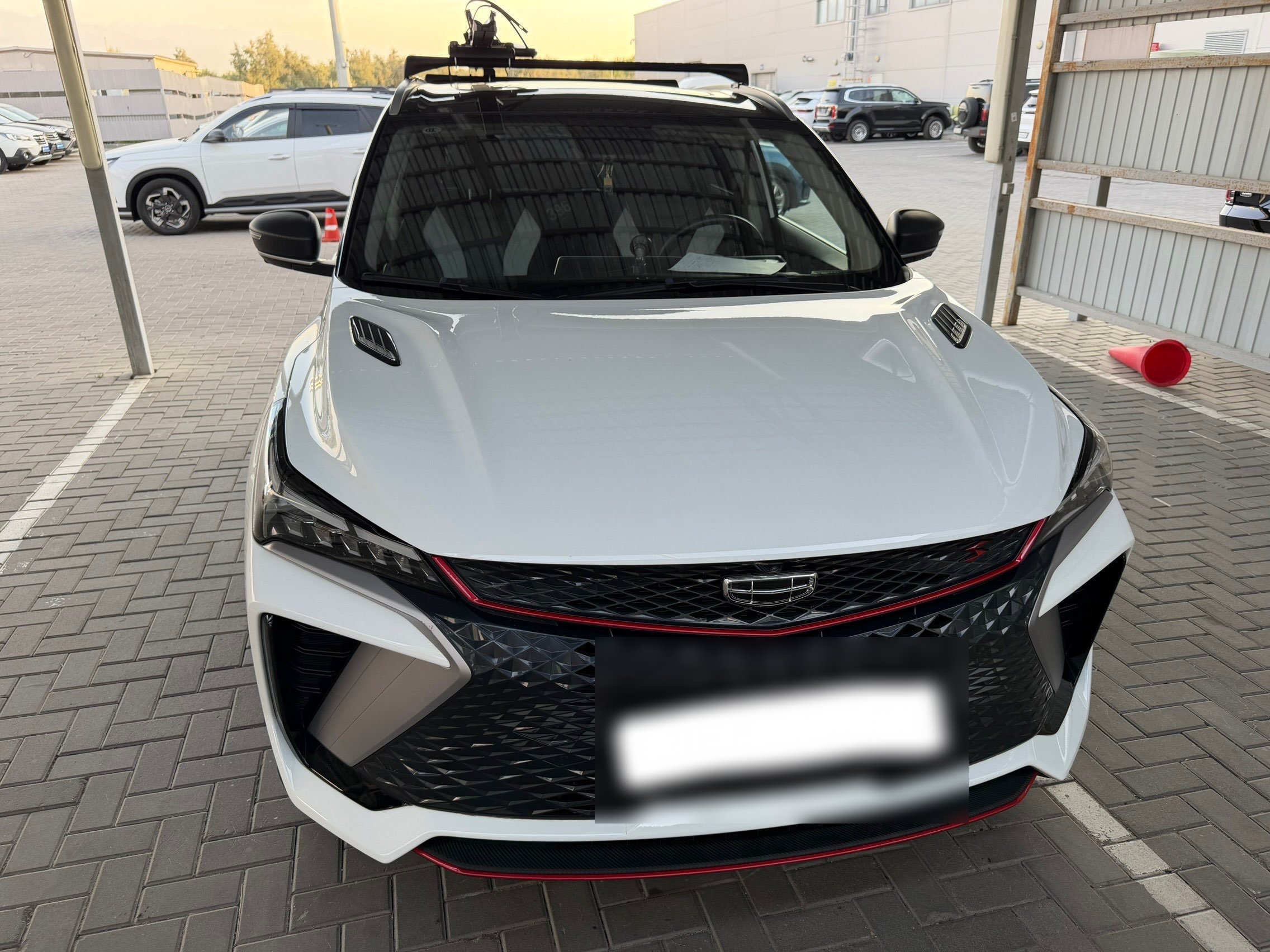 Geely Coolray 2023