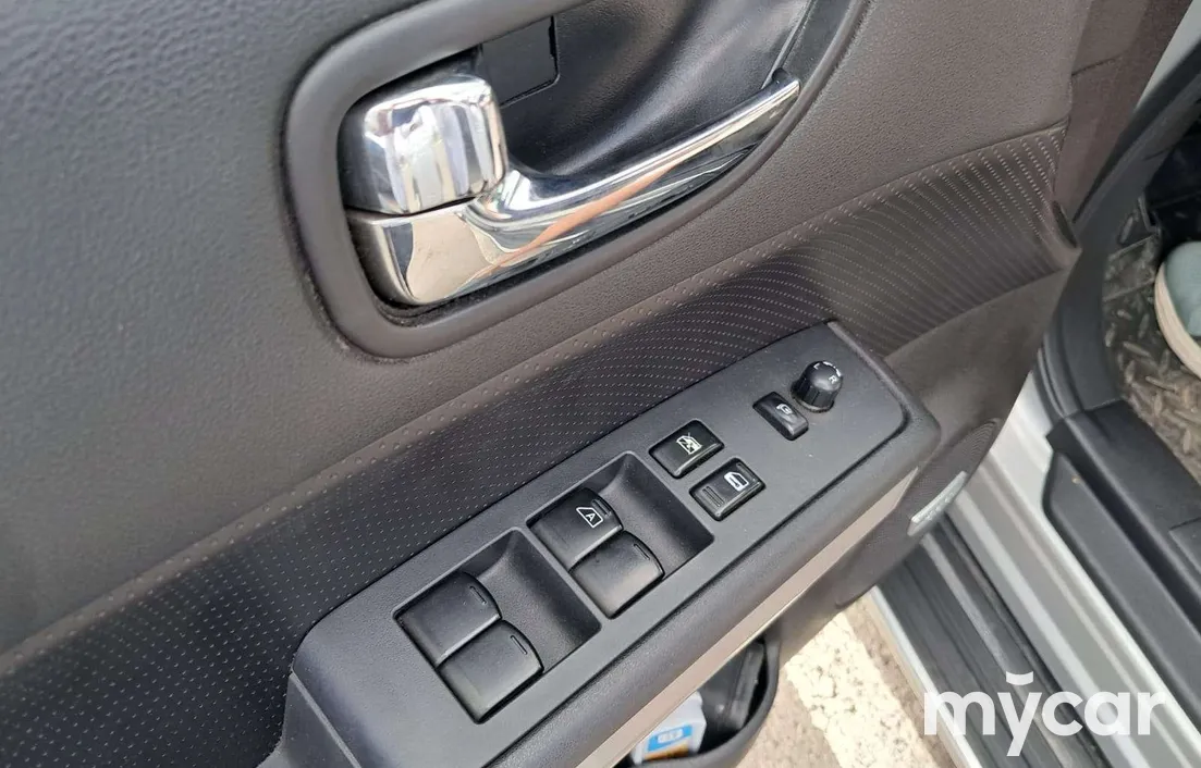 Nissan X-Trail 2012