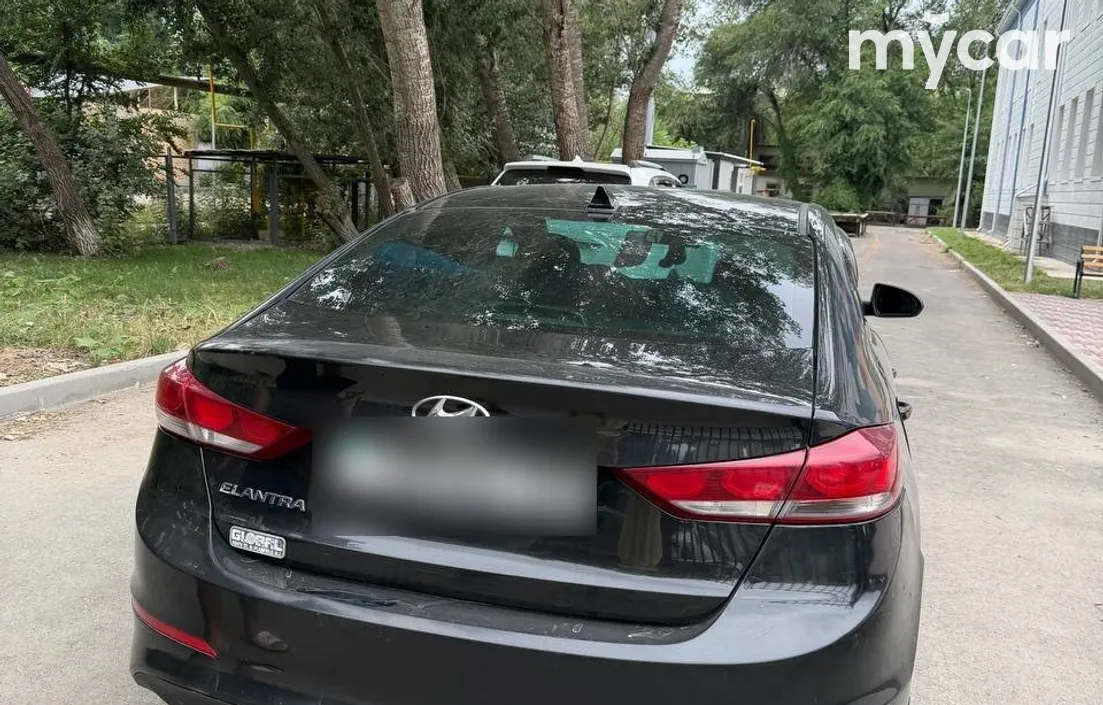 Hyundai Elantra 2018