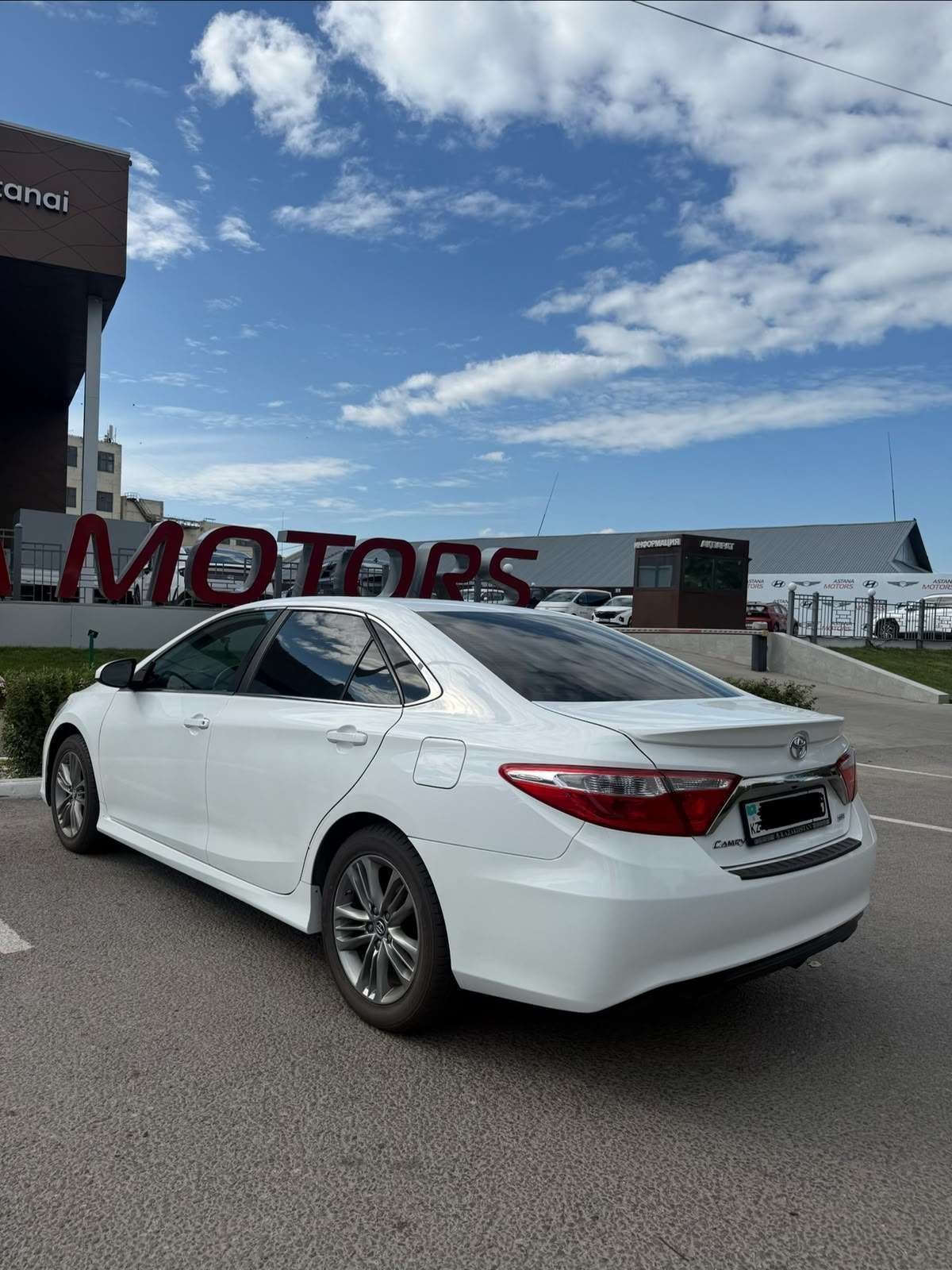 Toyota Camry 2016