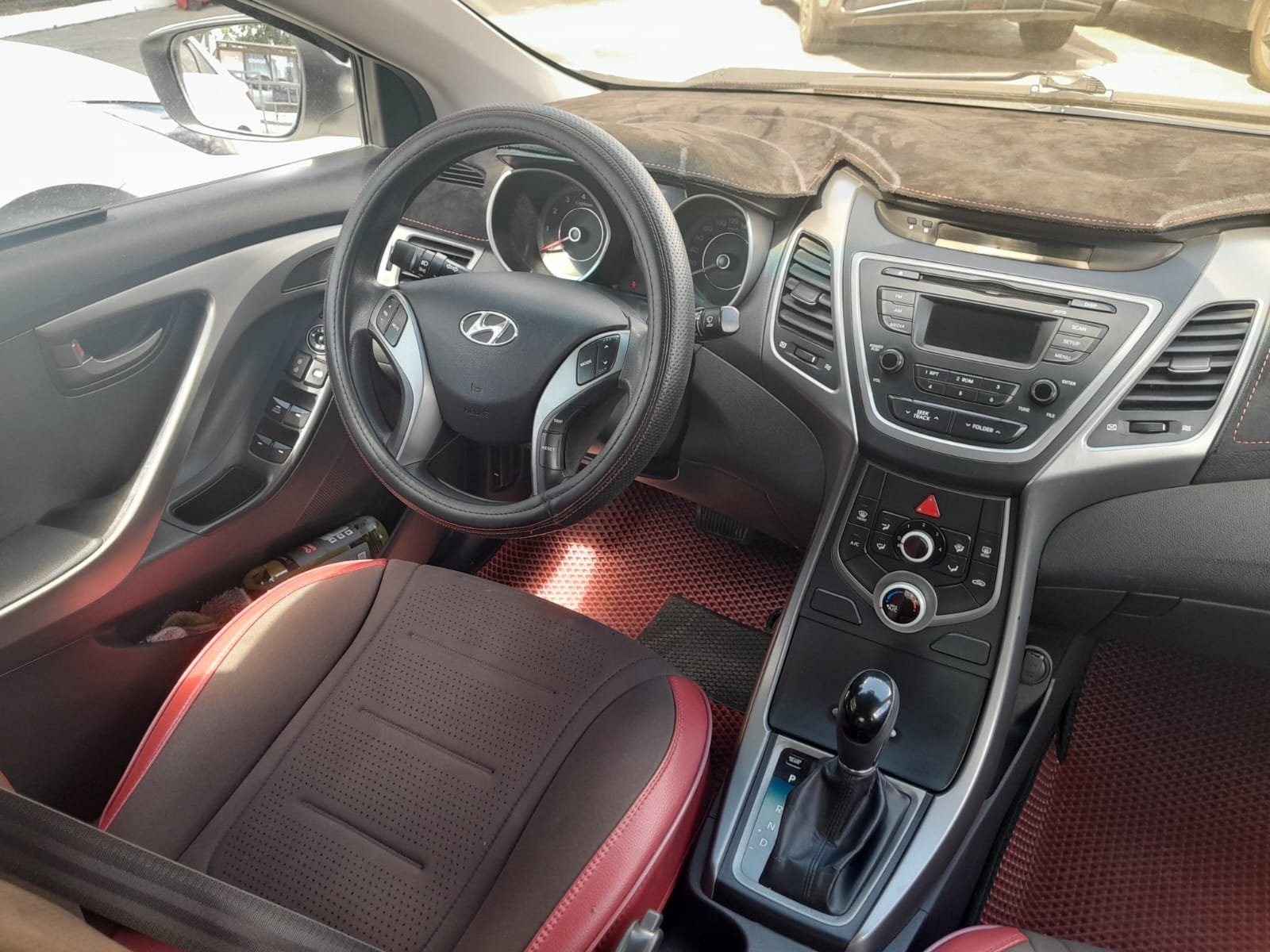 Hyundai Elantra 2015