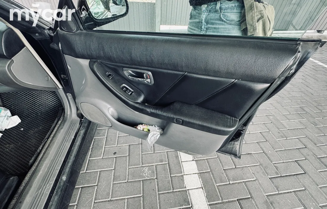Subaru Legacy 2000