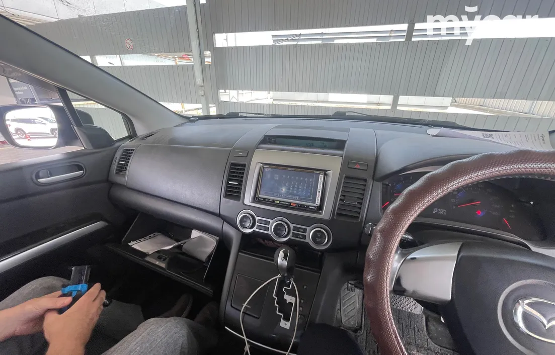 Mazda MPV 2006