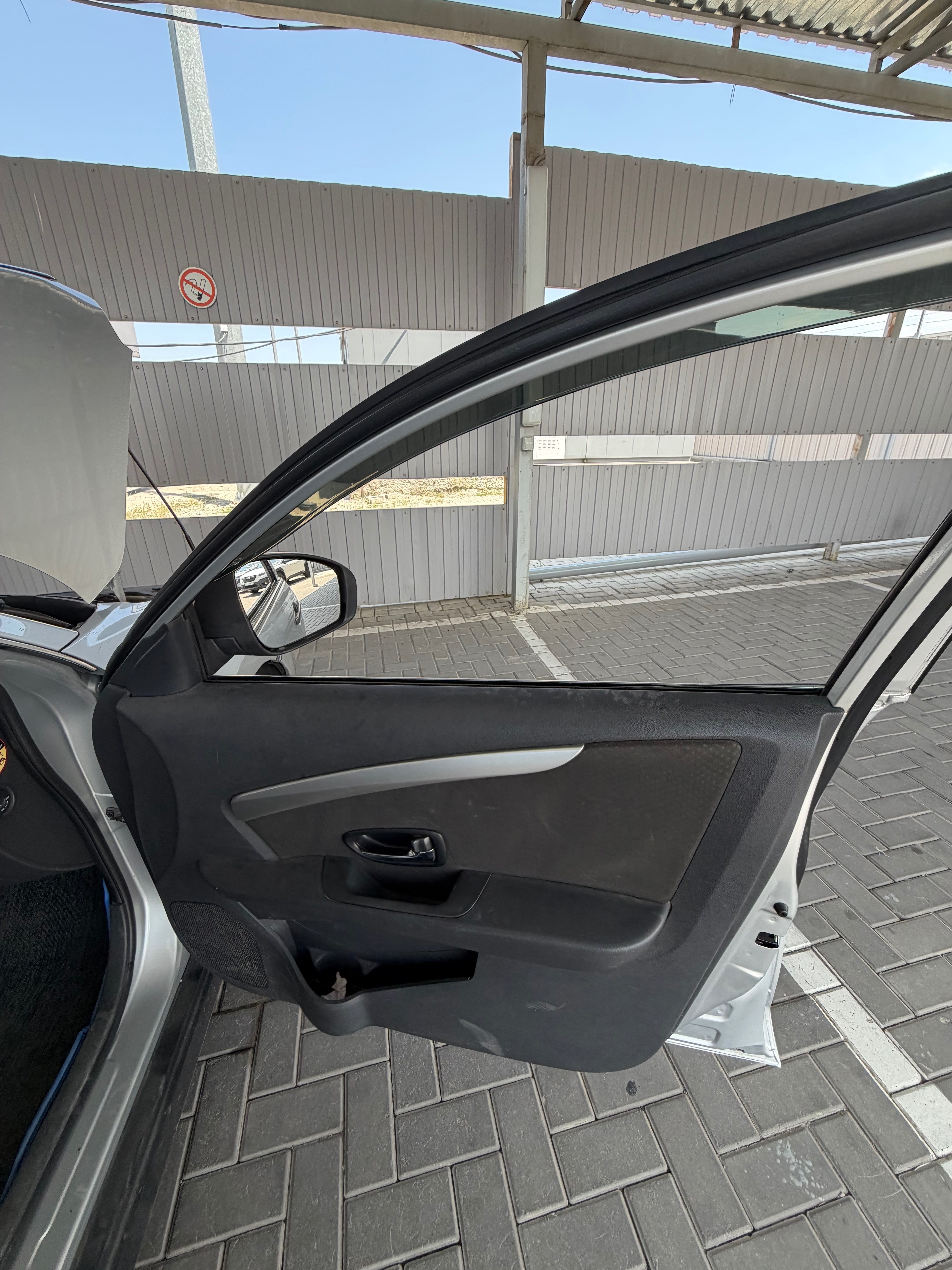 Nissan Almera 2013