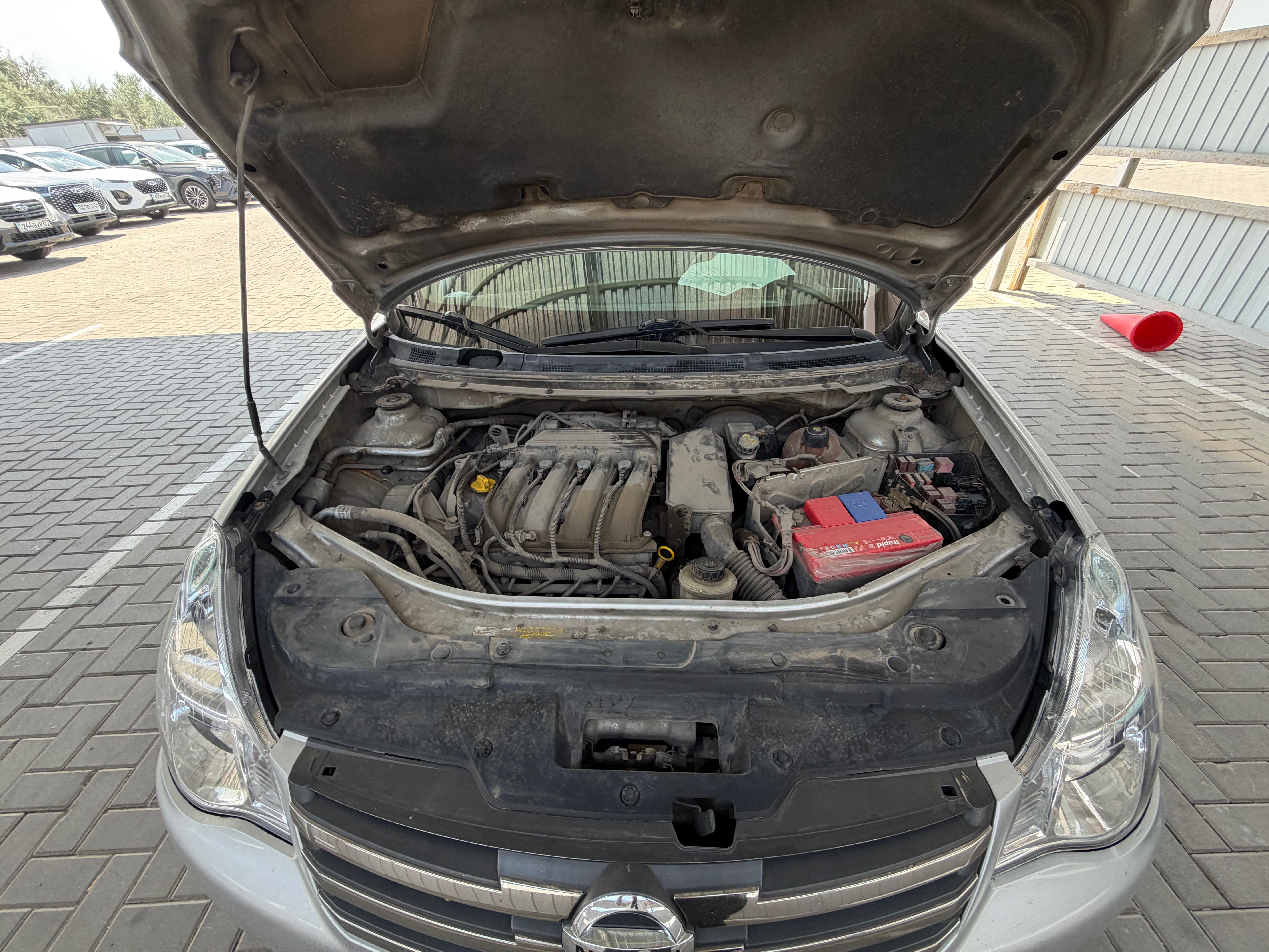 Nissan Almera 2013