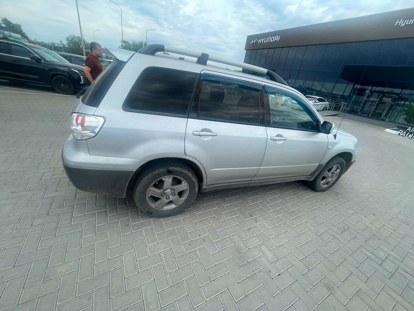 Mitsubishi Outlander 2005