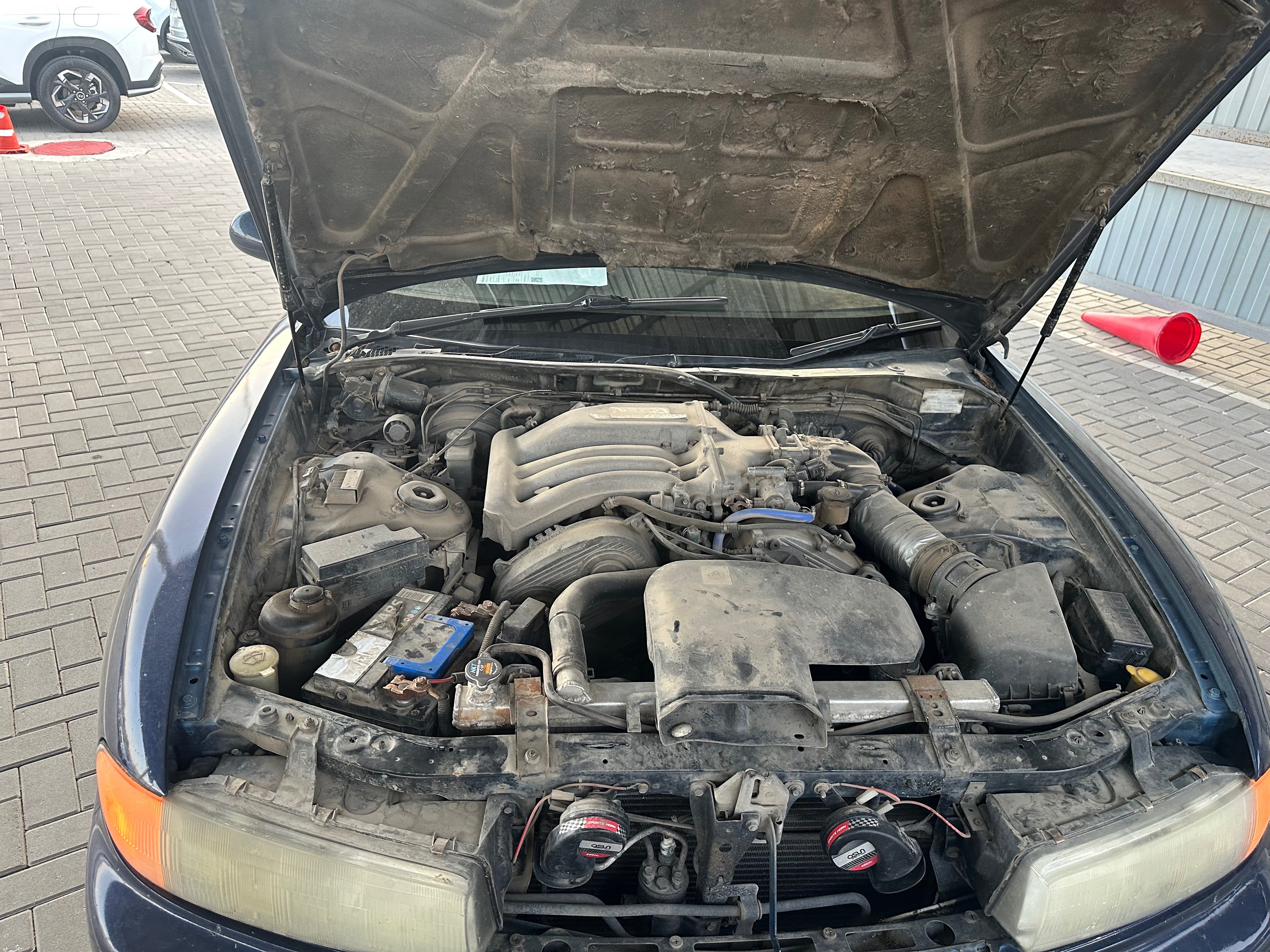 Mazda Sentia 1995