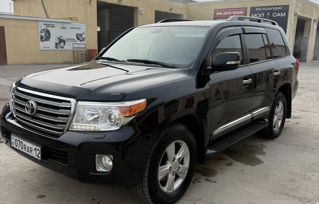 Toyota Land Cruiser 2014