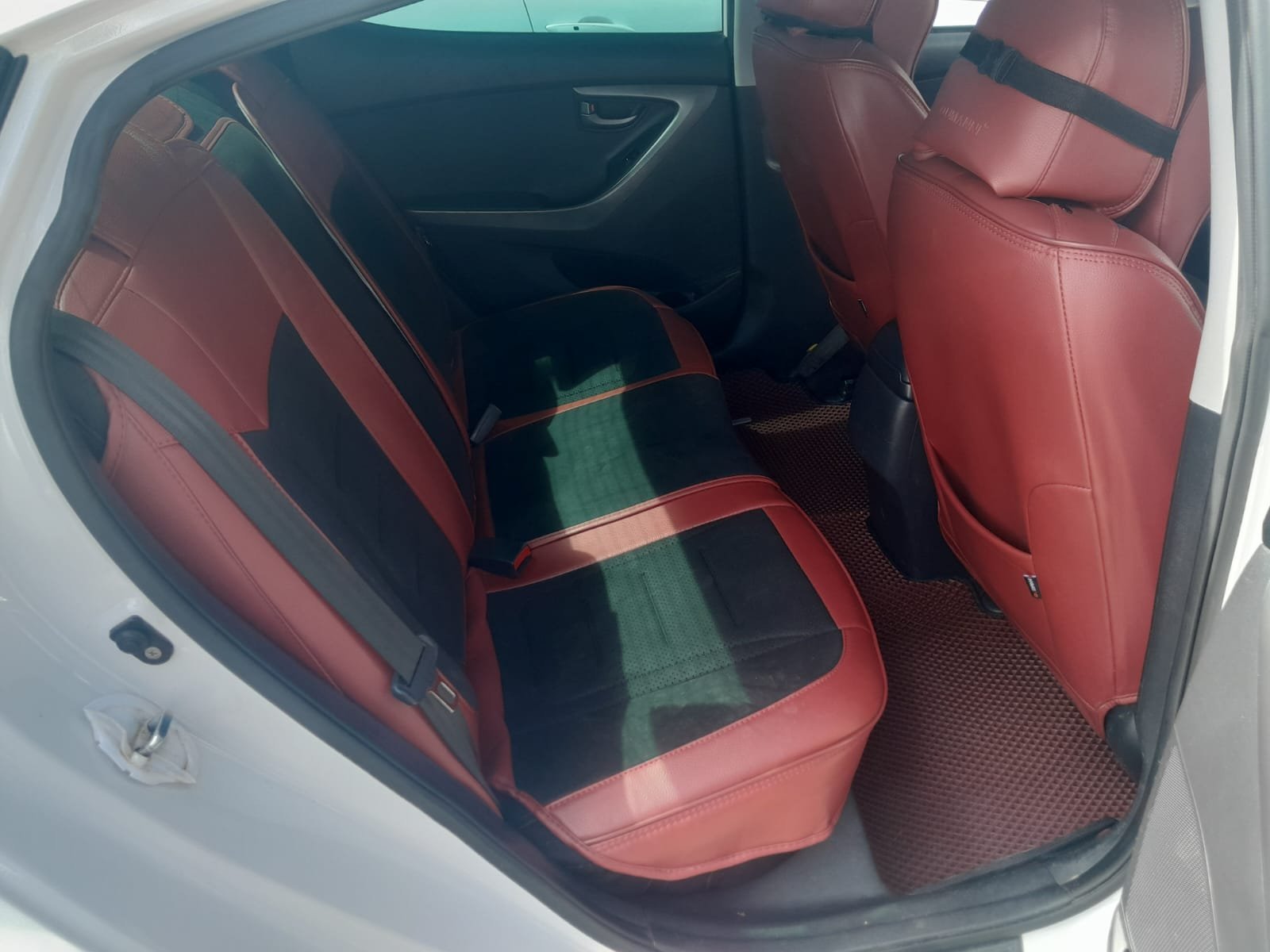 Hyundai Elantra 2015