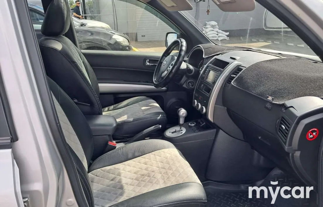 Nissan X-Trail 2012