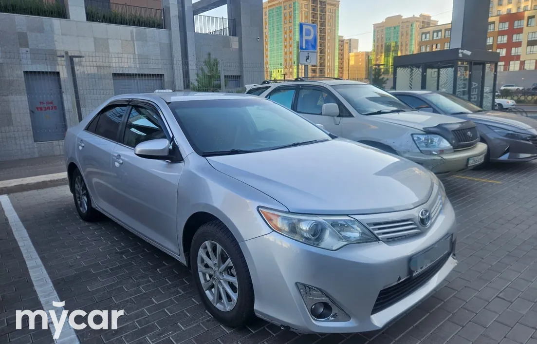 Toyota Camry 2012