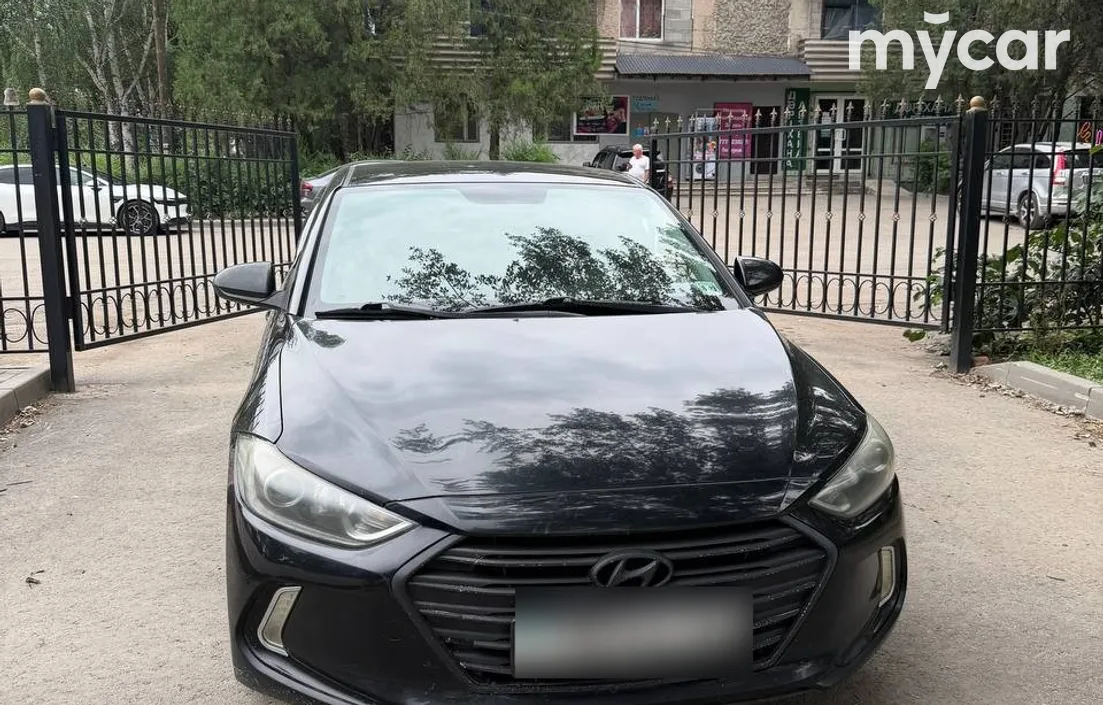 Hyundai Elantra 2018