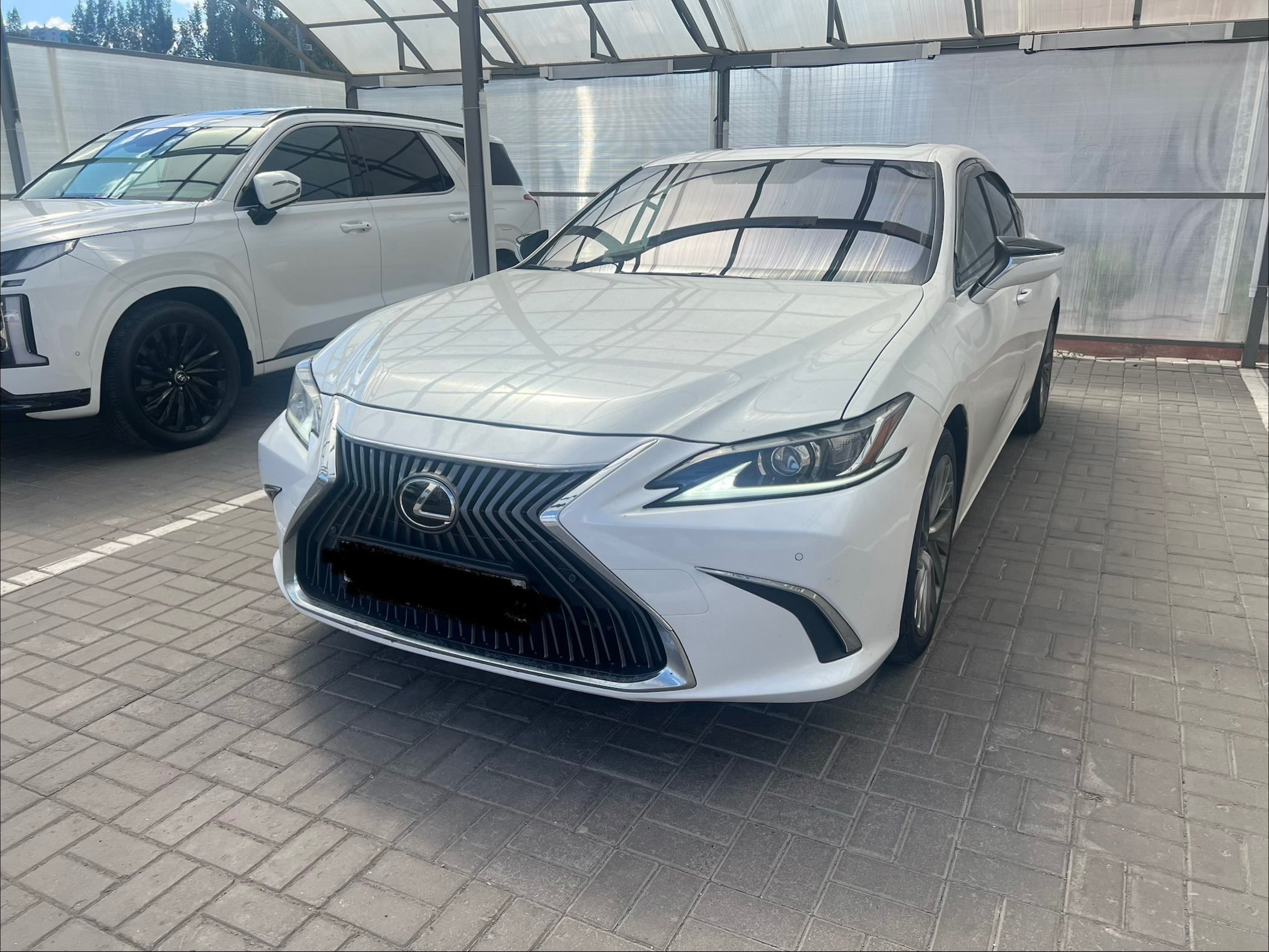 Lexus ES 2019