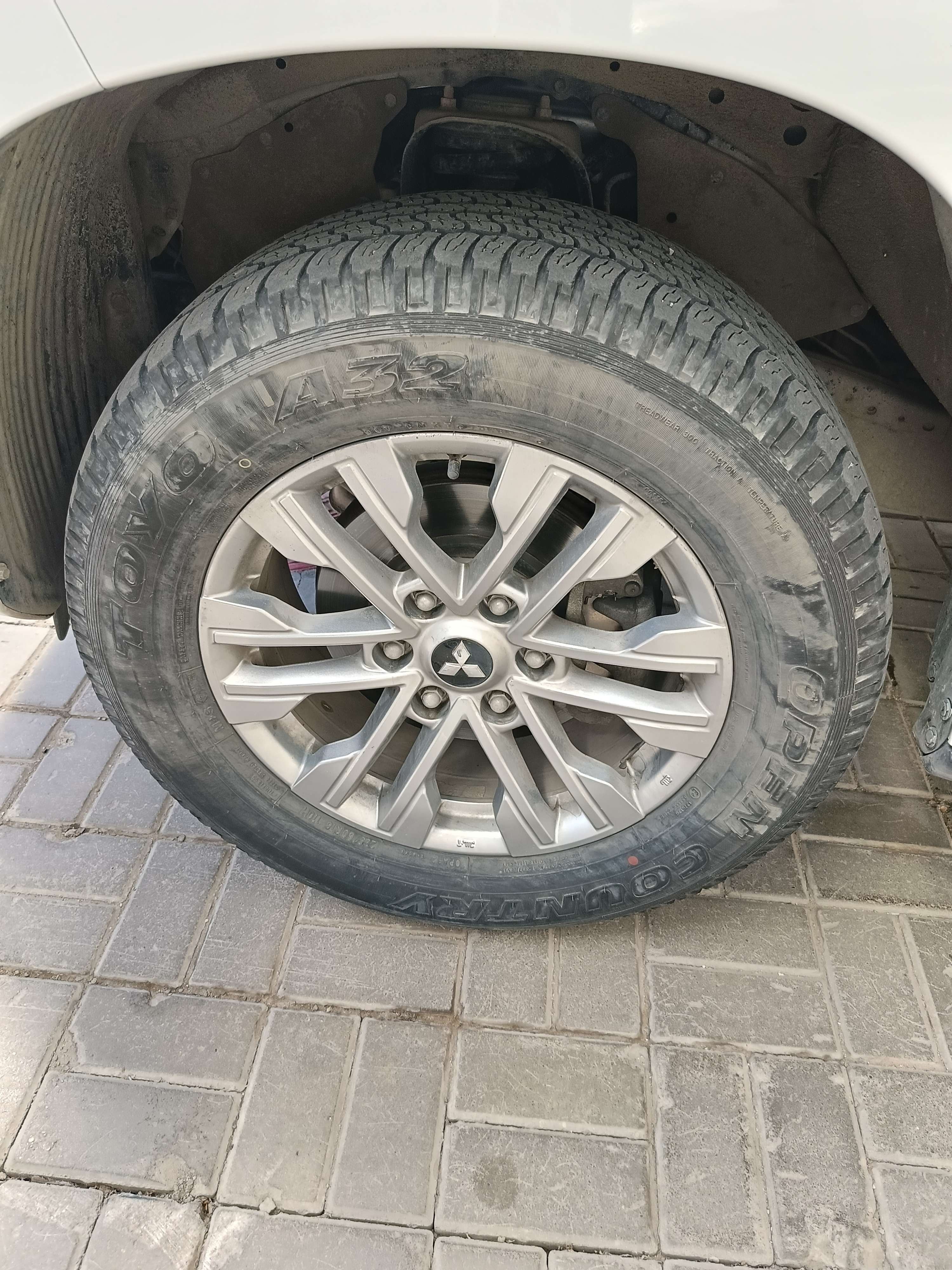 Mitsubishi Pajero Sport 2020
