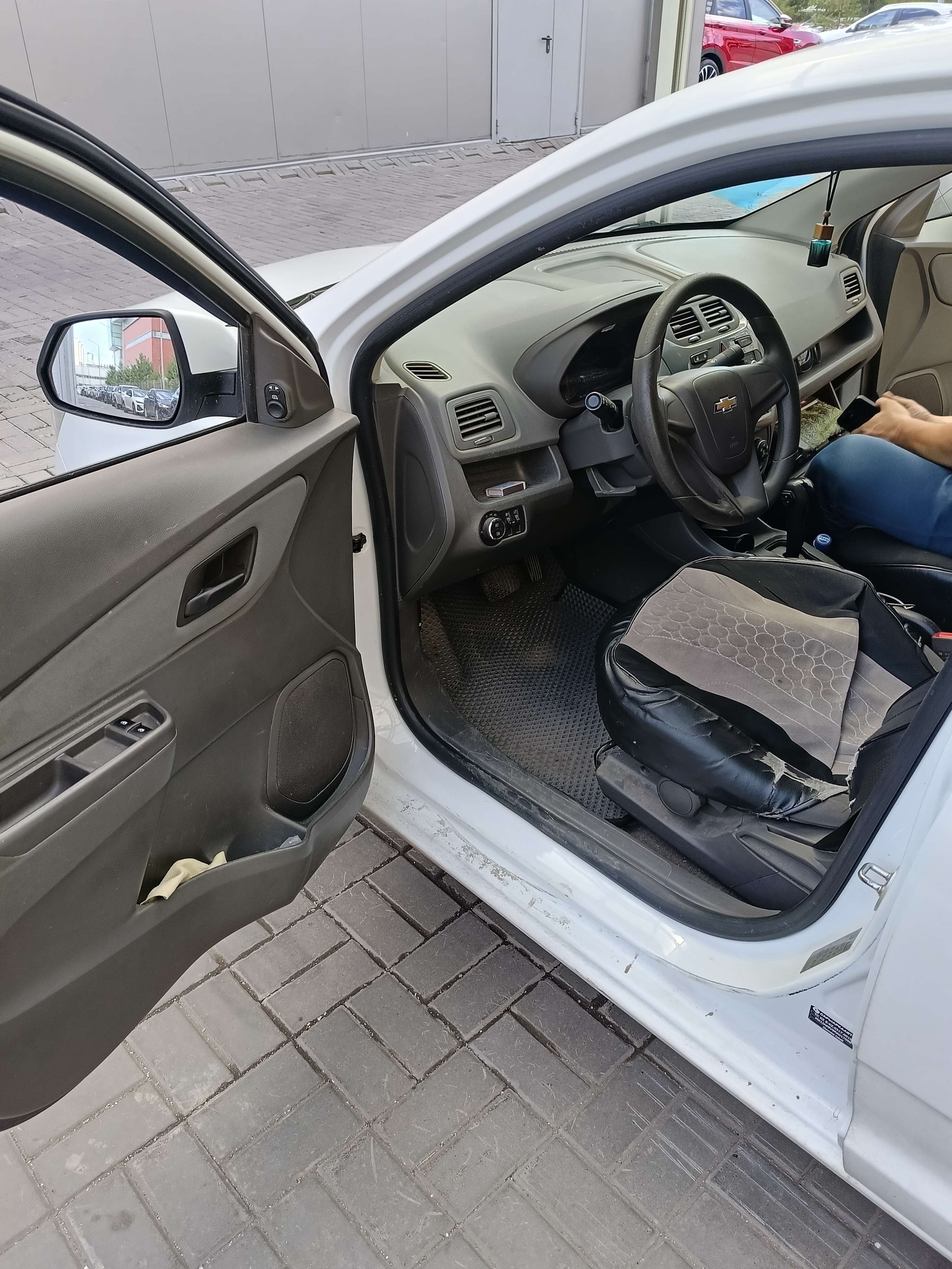 Chevrolet Cobalt 2023