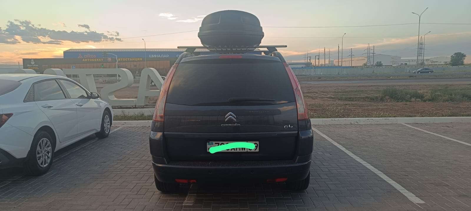 Citroen C4 Picasso 2011