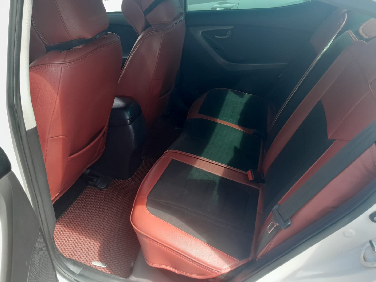 Hyundai Elantra 2015
