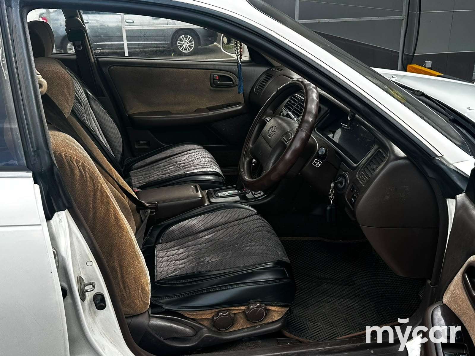 Toyota Mark II 1995