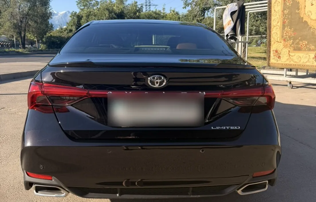 Toyota Avalon 2022