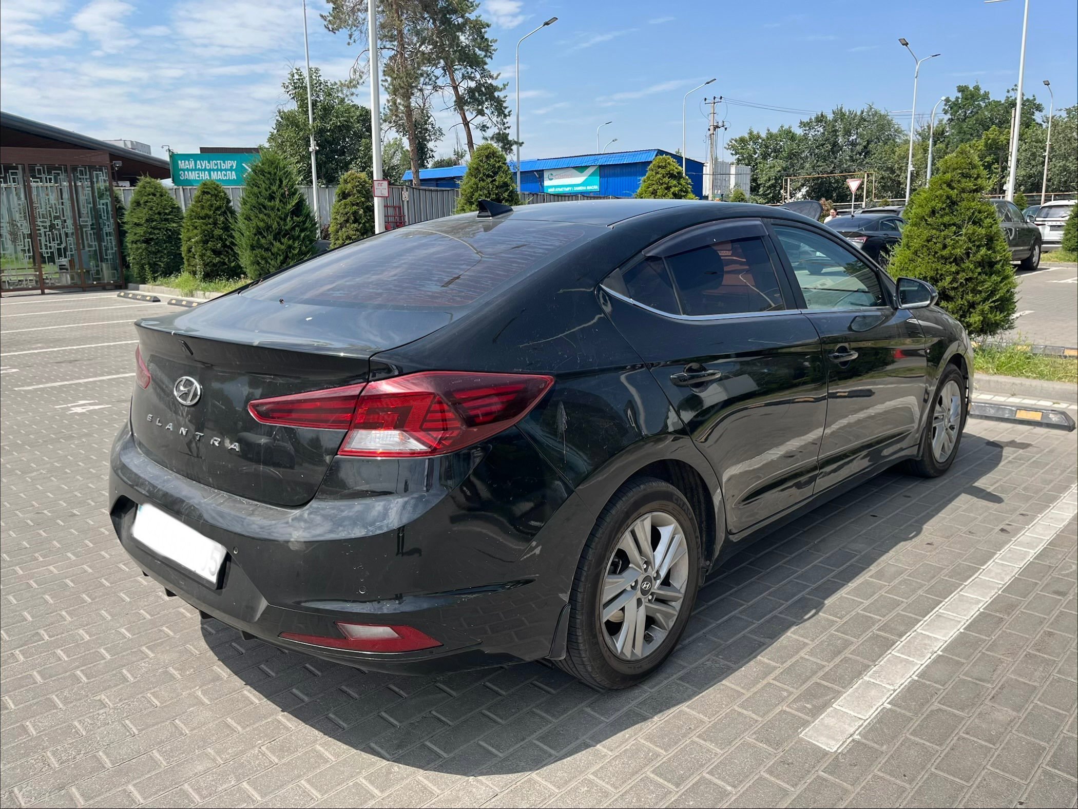 Hyundai Elantra 2019