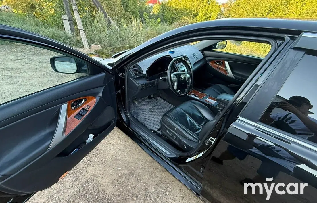 Toyota Camry 2010