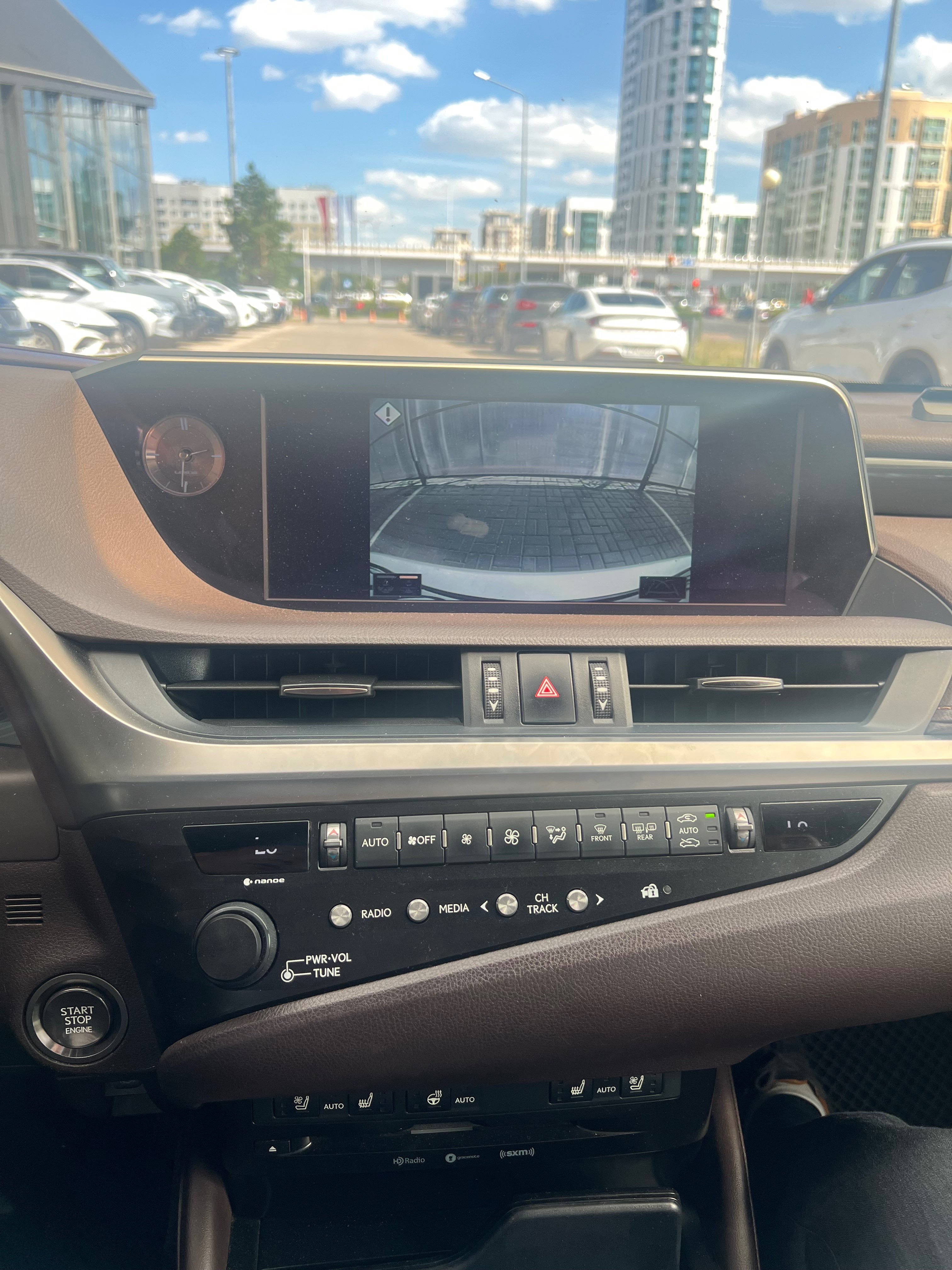 Lexus ES 2019