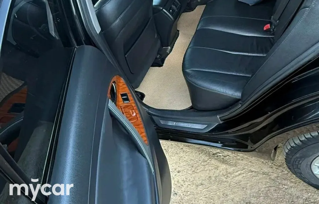 Toyota Camry 2010