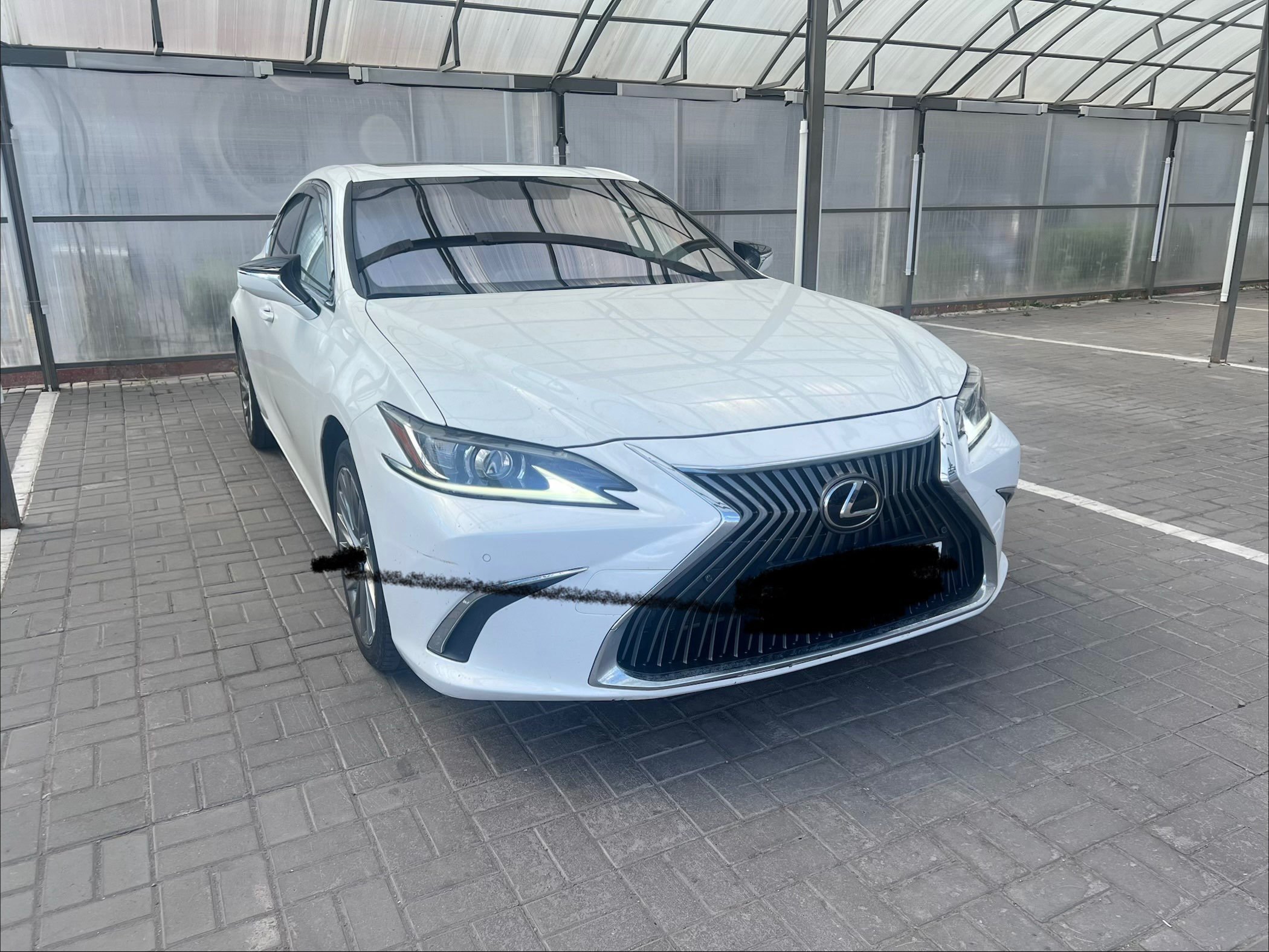 Lexus ES 2019