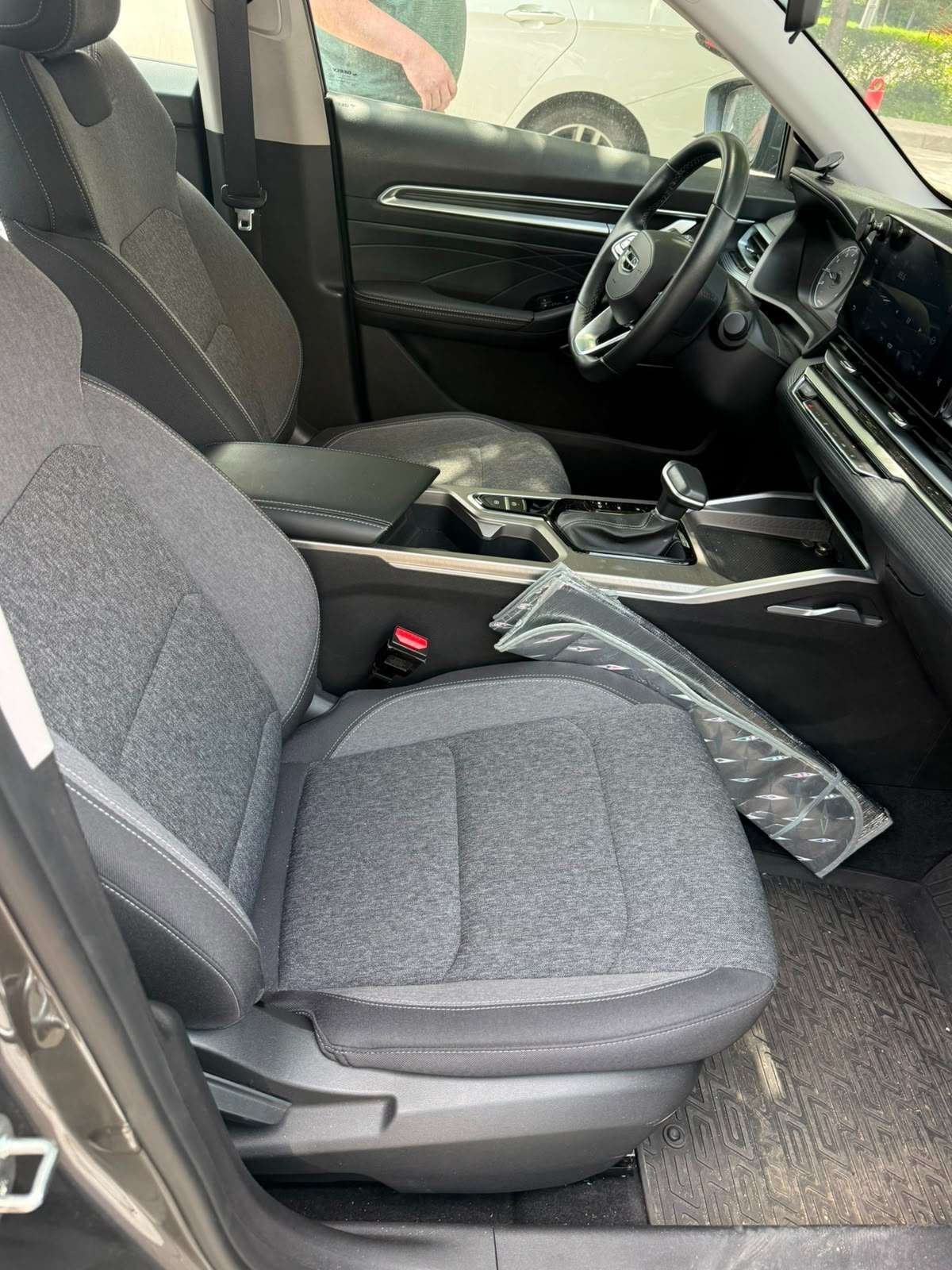 Geely Emgrand 2023
