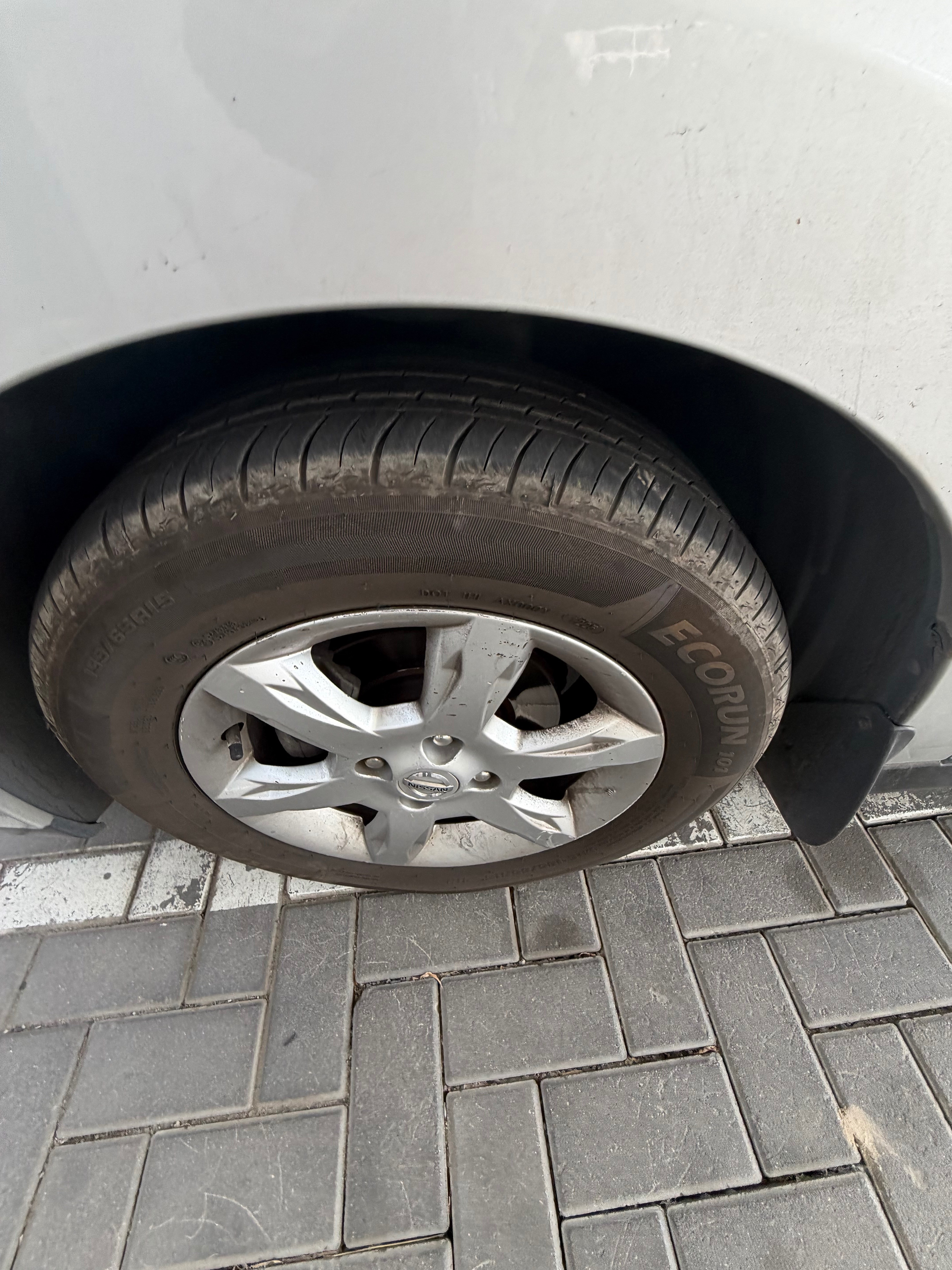Nissan Almera 2013