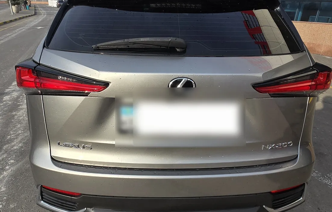 Lexus NX 2020