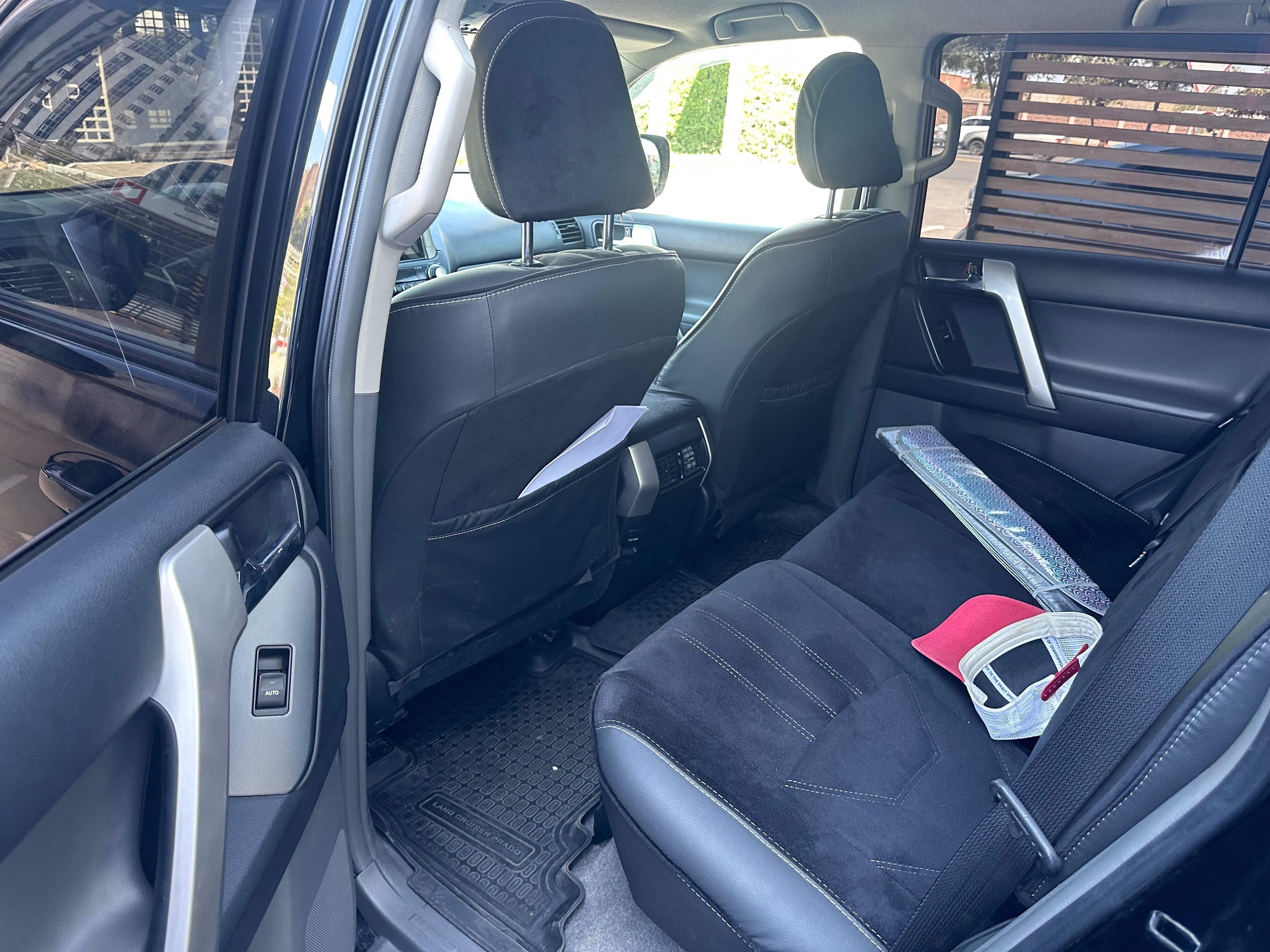 Toyota Land Cruiser Prado 2012