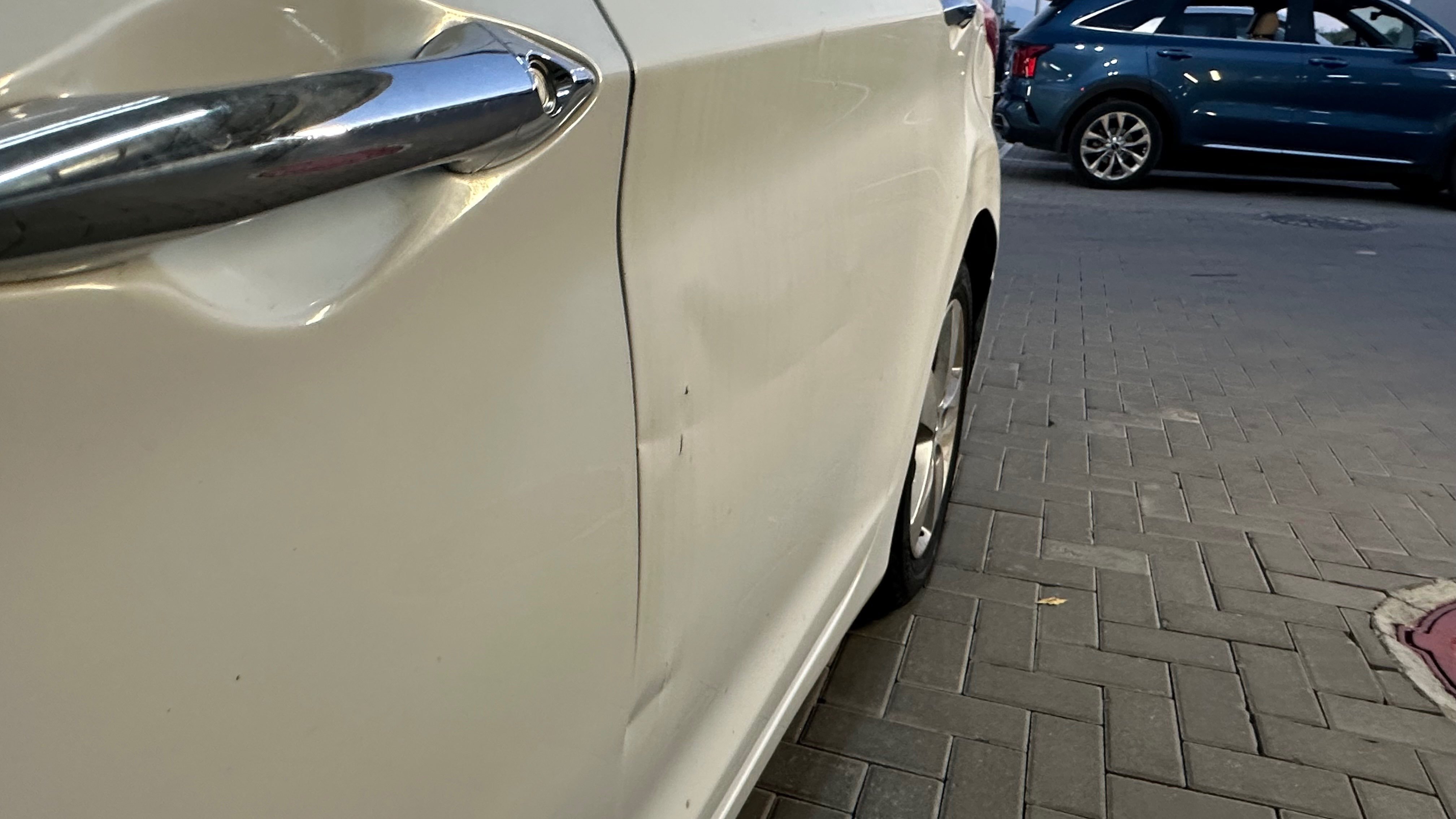 Hyundai Avante 2011
