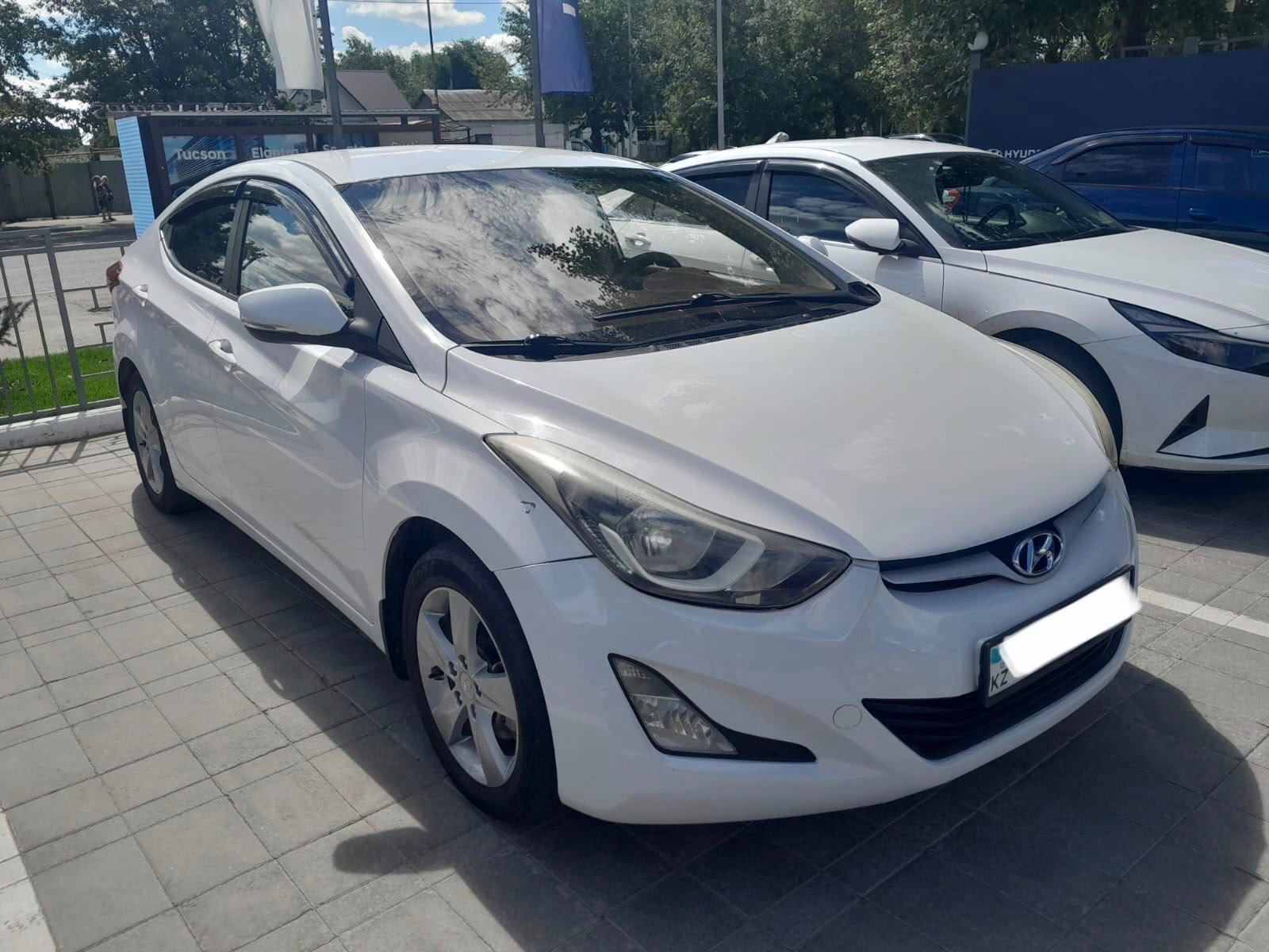 Hyundai Elantra 2015