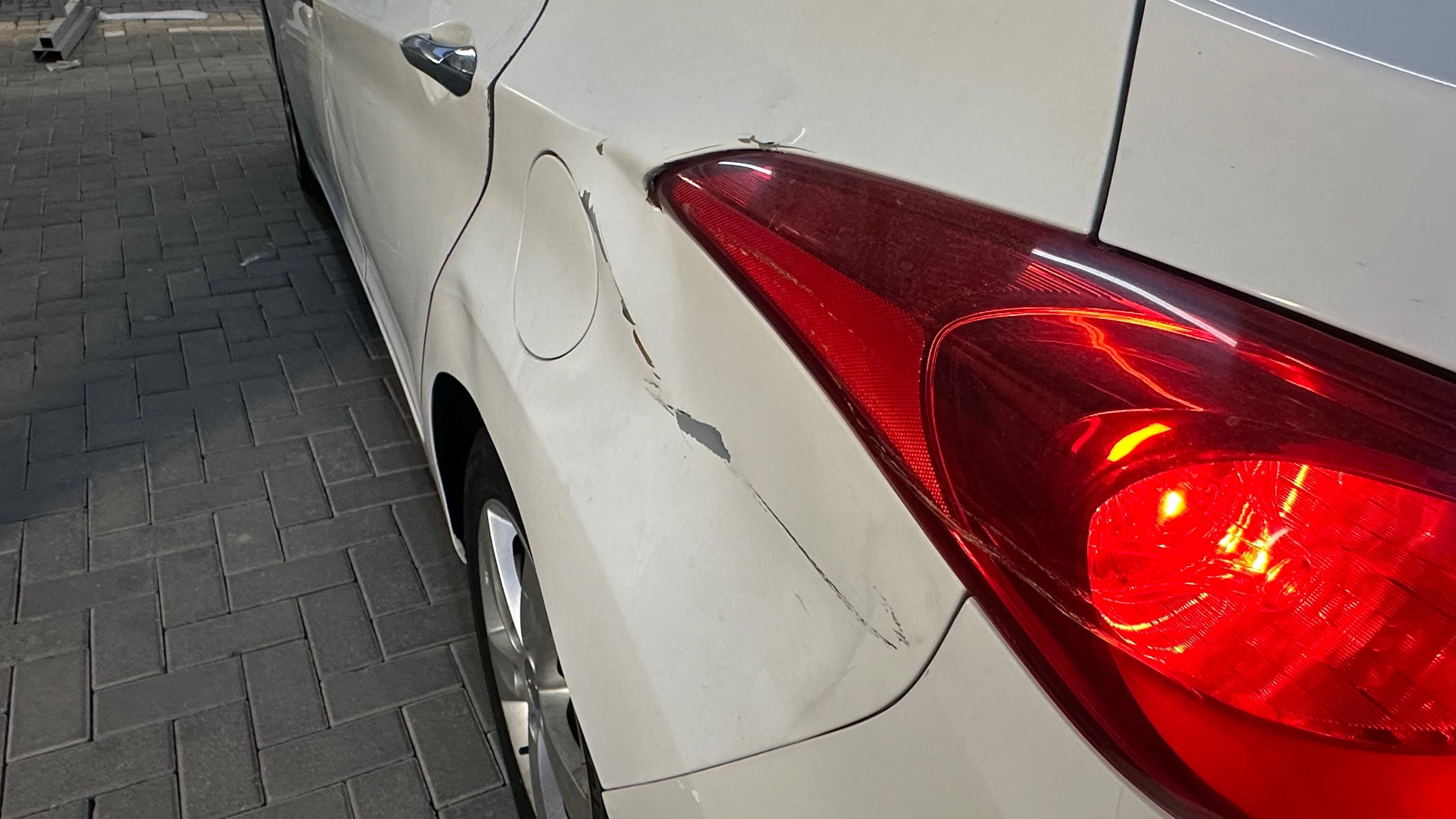 Hyundai Avante 2011