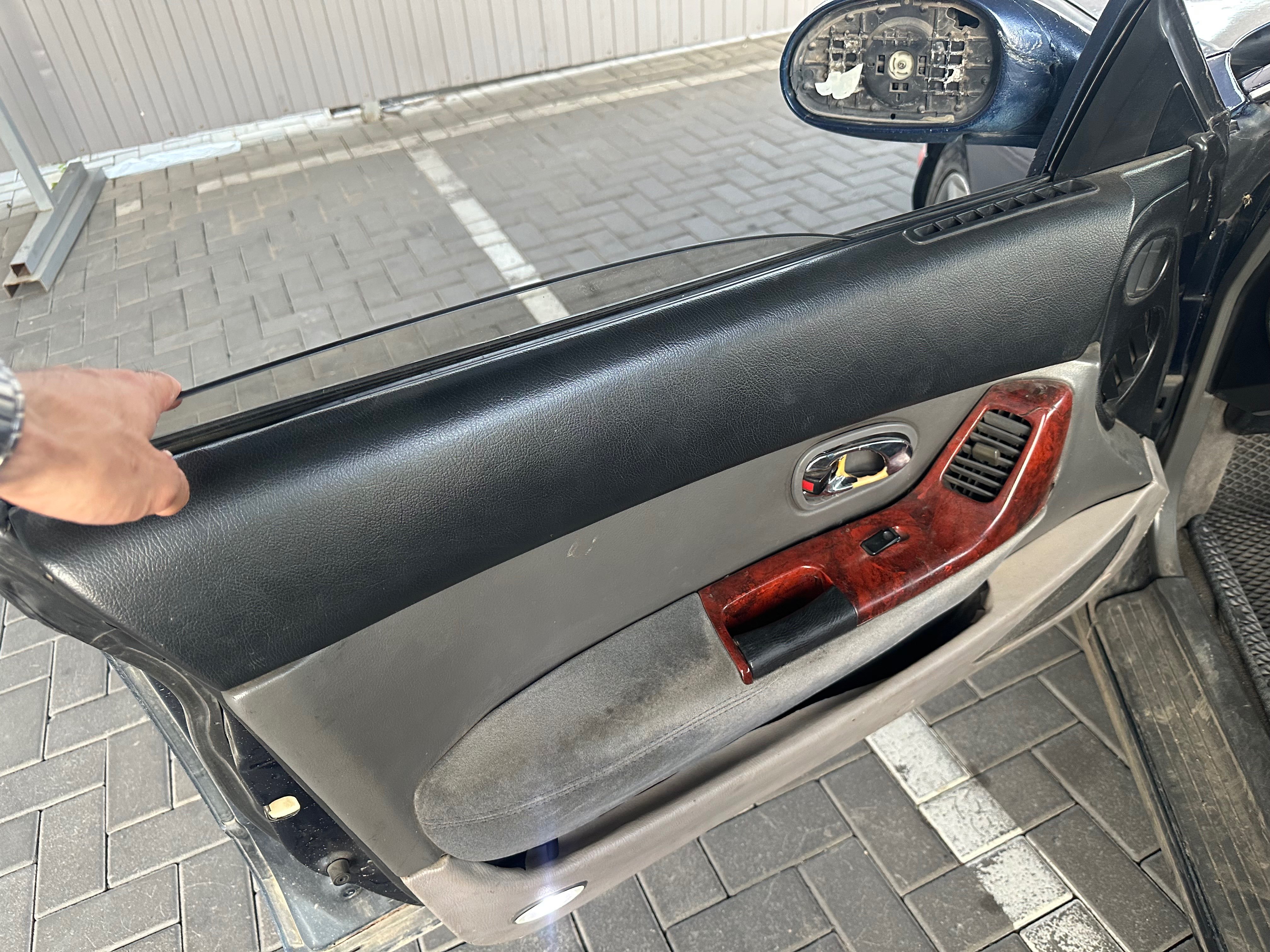 Mazda Sentia 1995